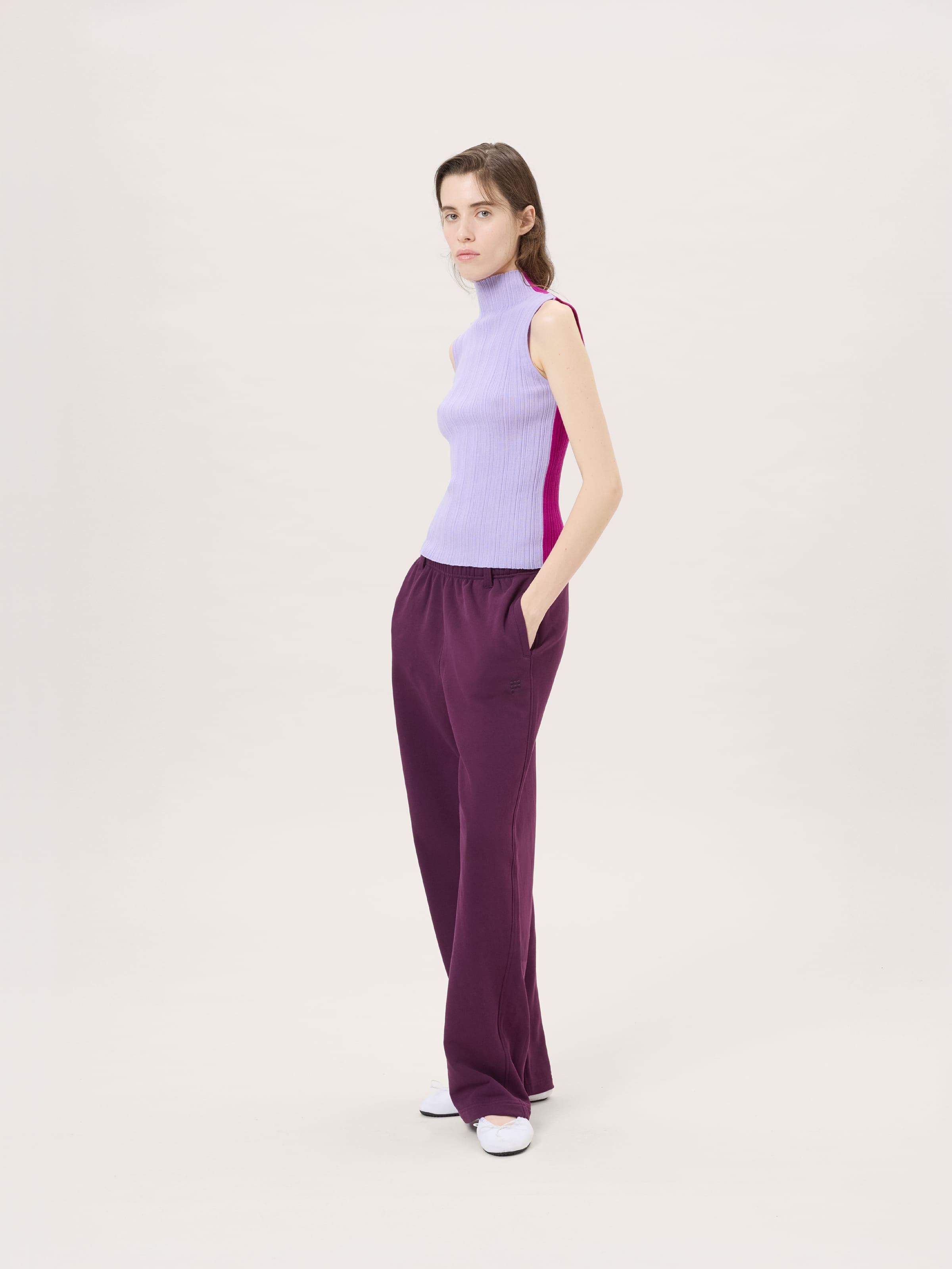 Womens Midweight Straight Leg Logo Track Pants—Nocturne Plum