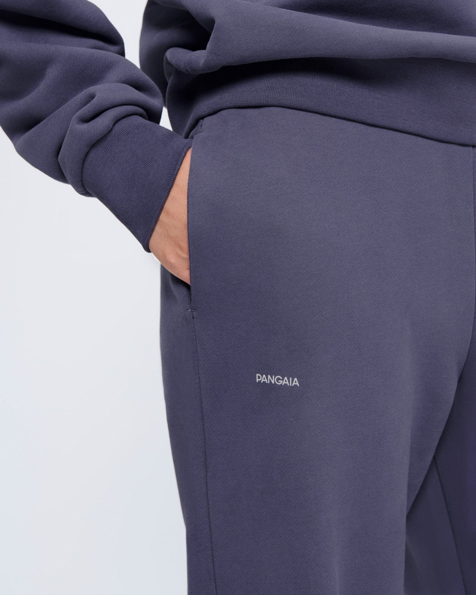 LEAD_365_MIDWEIGHT_TRACKPANTS_SLATE_BLUE_WOMENS
