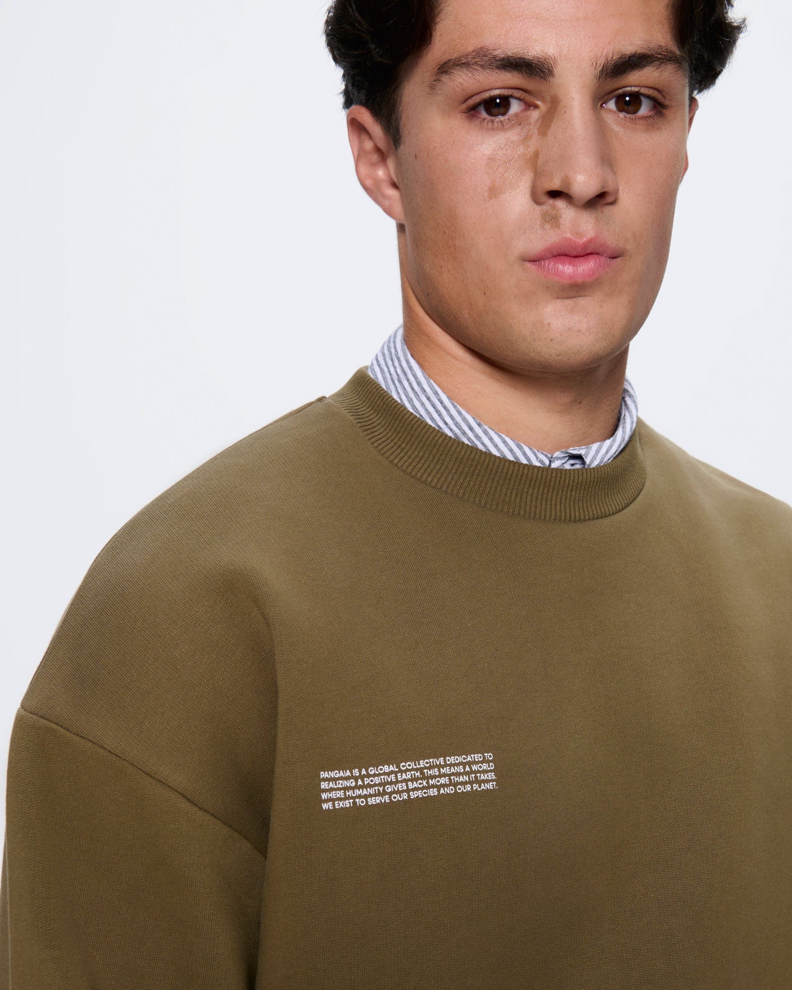 365_HEAVYWEIGHT_SWEATSHIRT_SOIL_BROWN_MENS_DETAIL