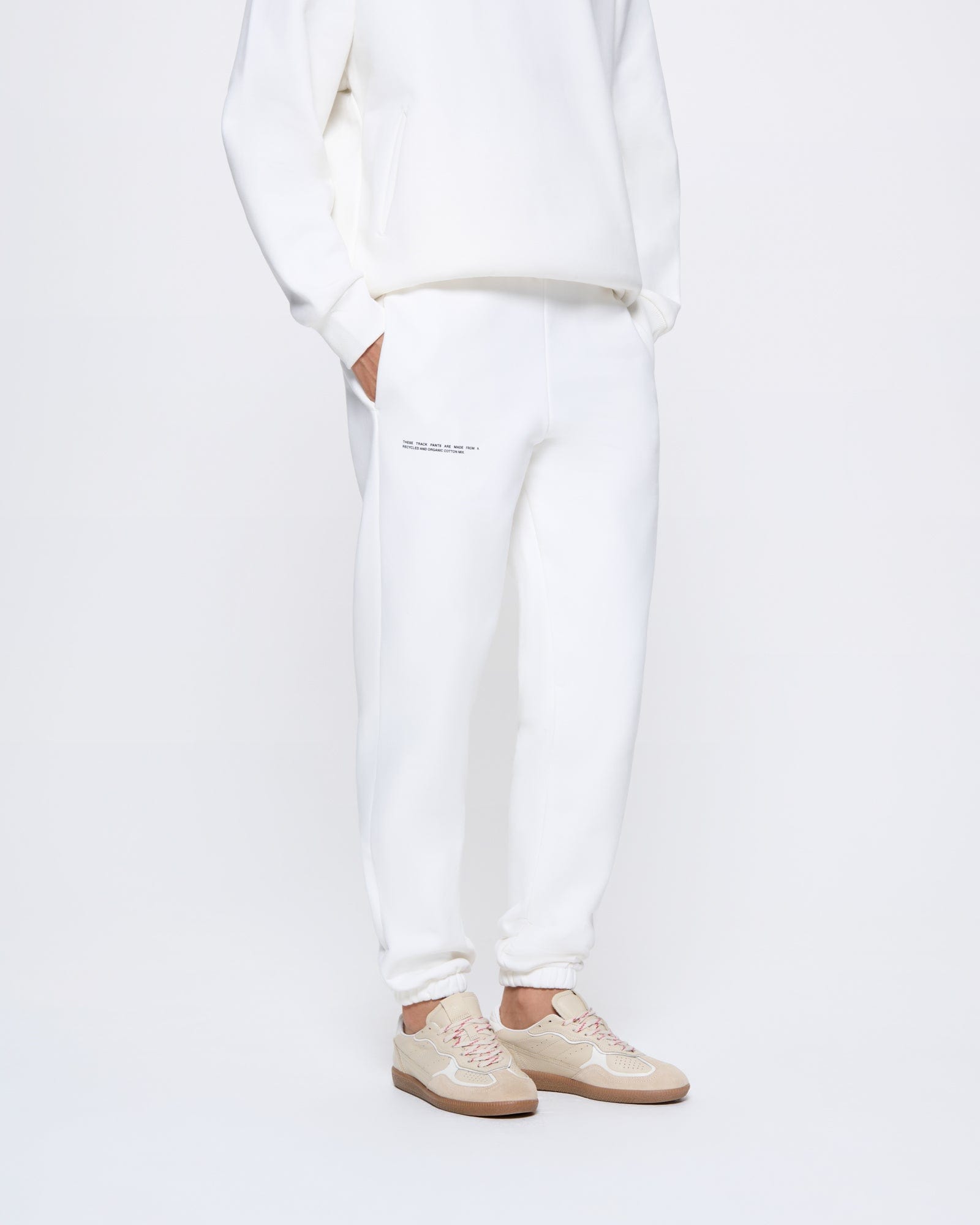 365_HEAVYWEIGHT_TRACK-PANTS_OFF-WHITE_WOMENS_FRONT-MODEL