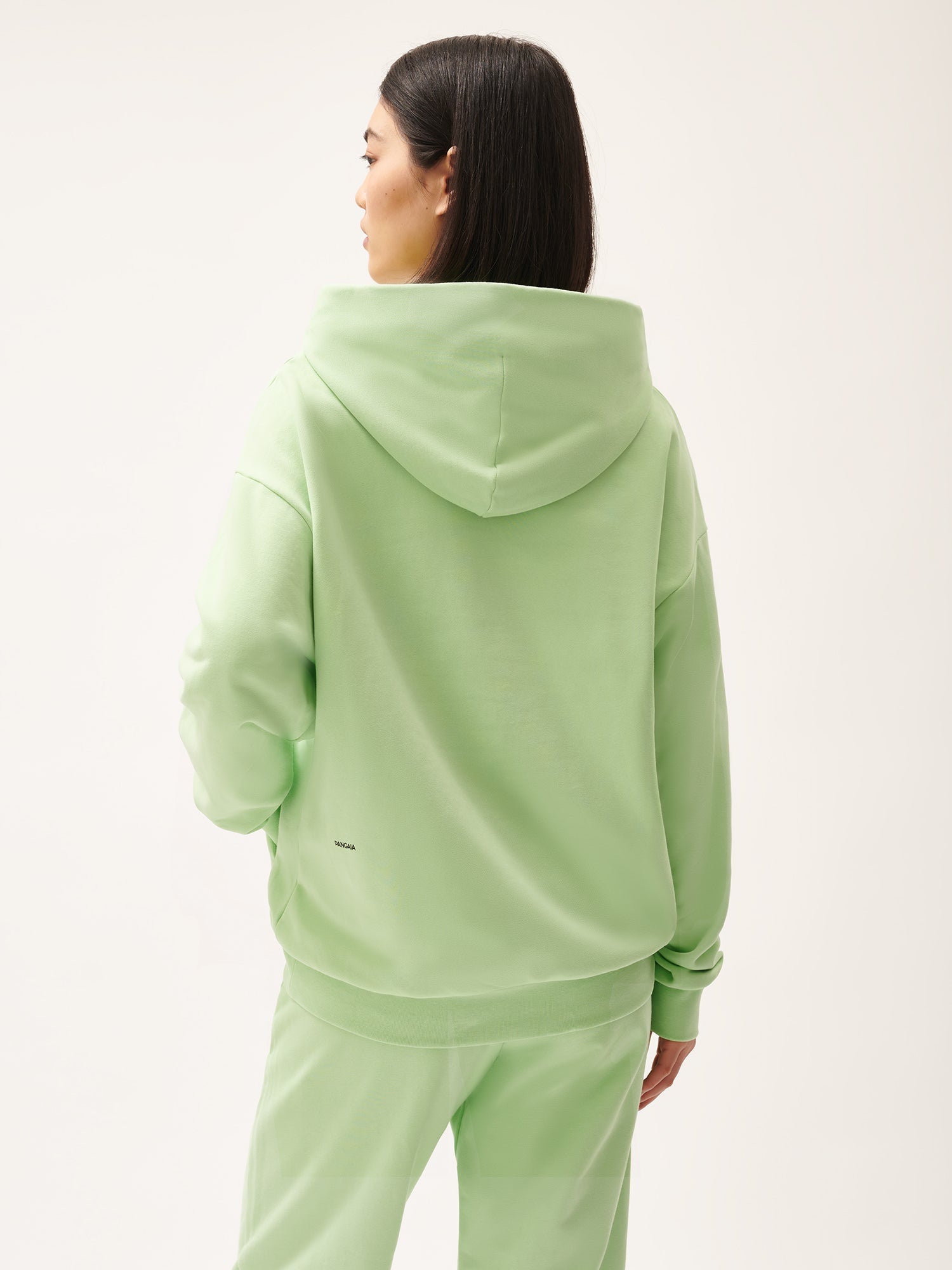 365_Hoodie_Fennel_Green_female-2