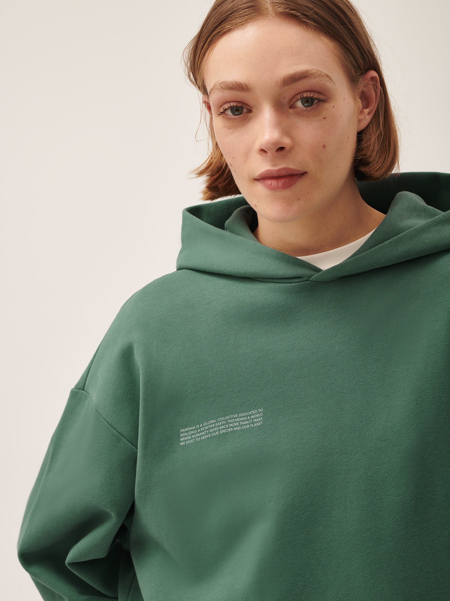 365_Hoodie_Forest_Green_female-5