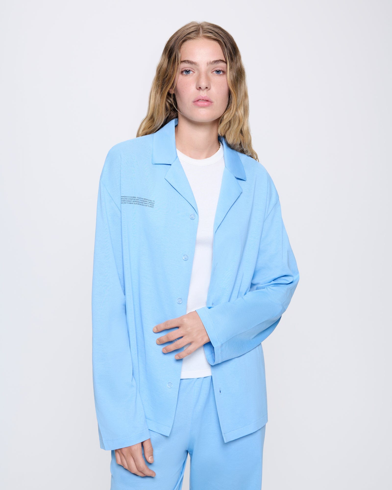 365_LIGHTWEIGHT_LONG-PYJAMA-SET_LAKE-BLUE_WOMENS_FRONT