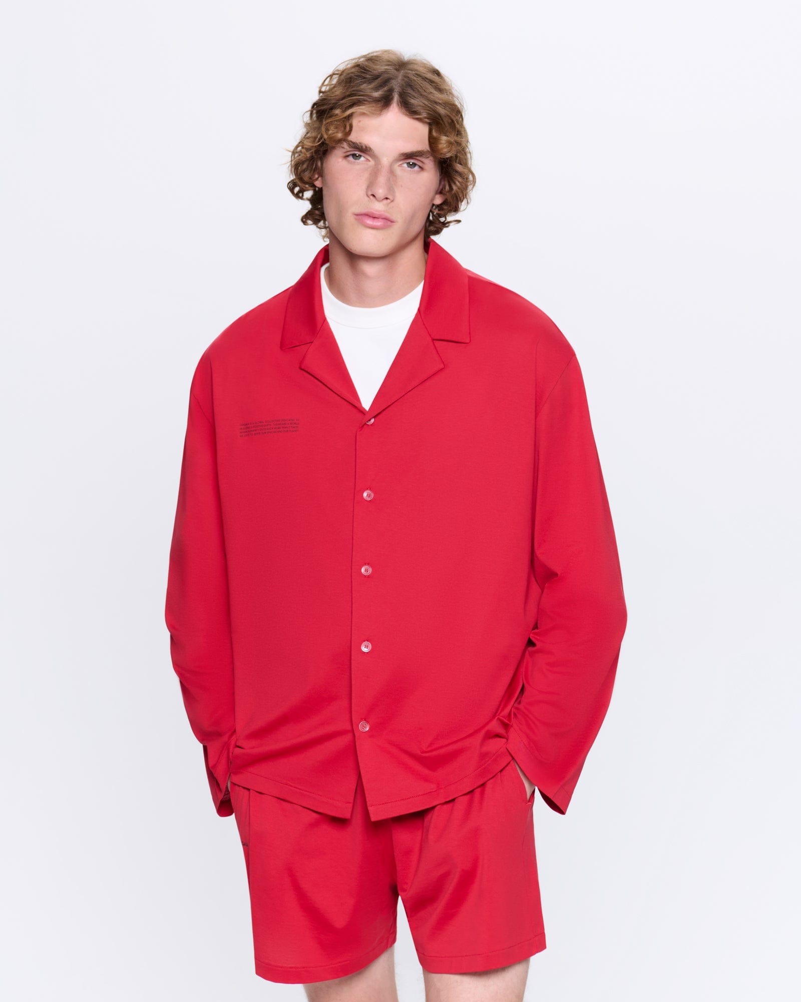 365_LIGHTWEIGHT_SHORT_PYJAMA_SET_MAITAKE_GOJI_RED_MENS_FRONT