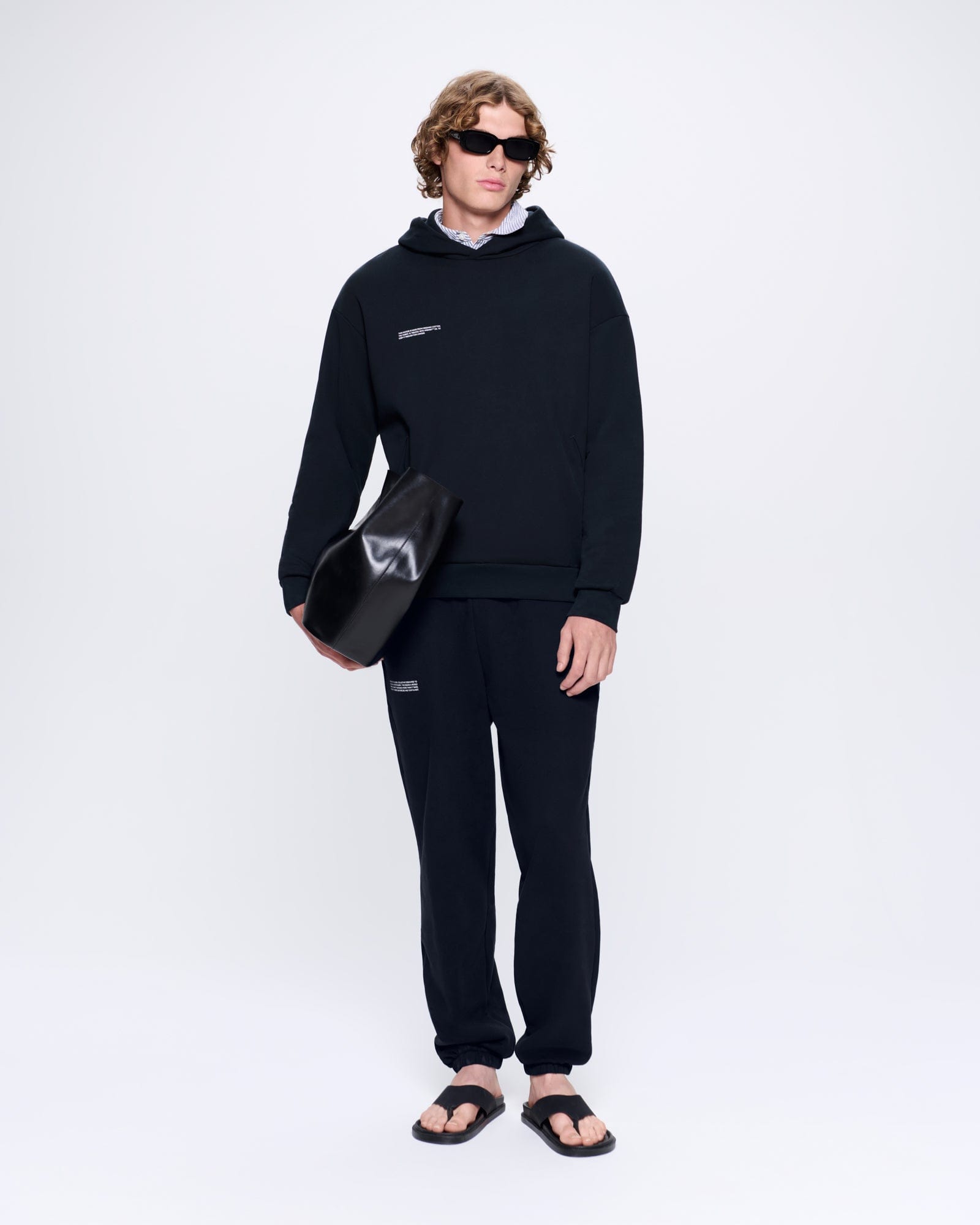 365_MIDWEIGHT_HOODIE_BLACK_MENS_LEAD