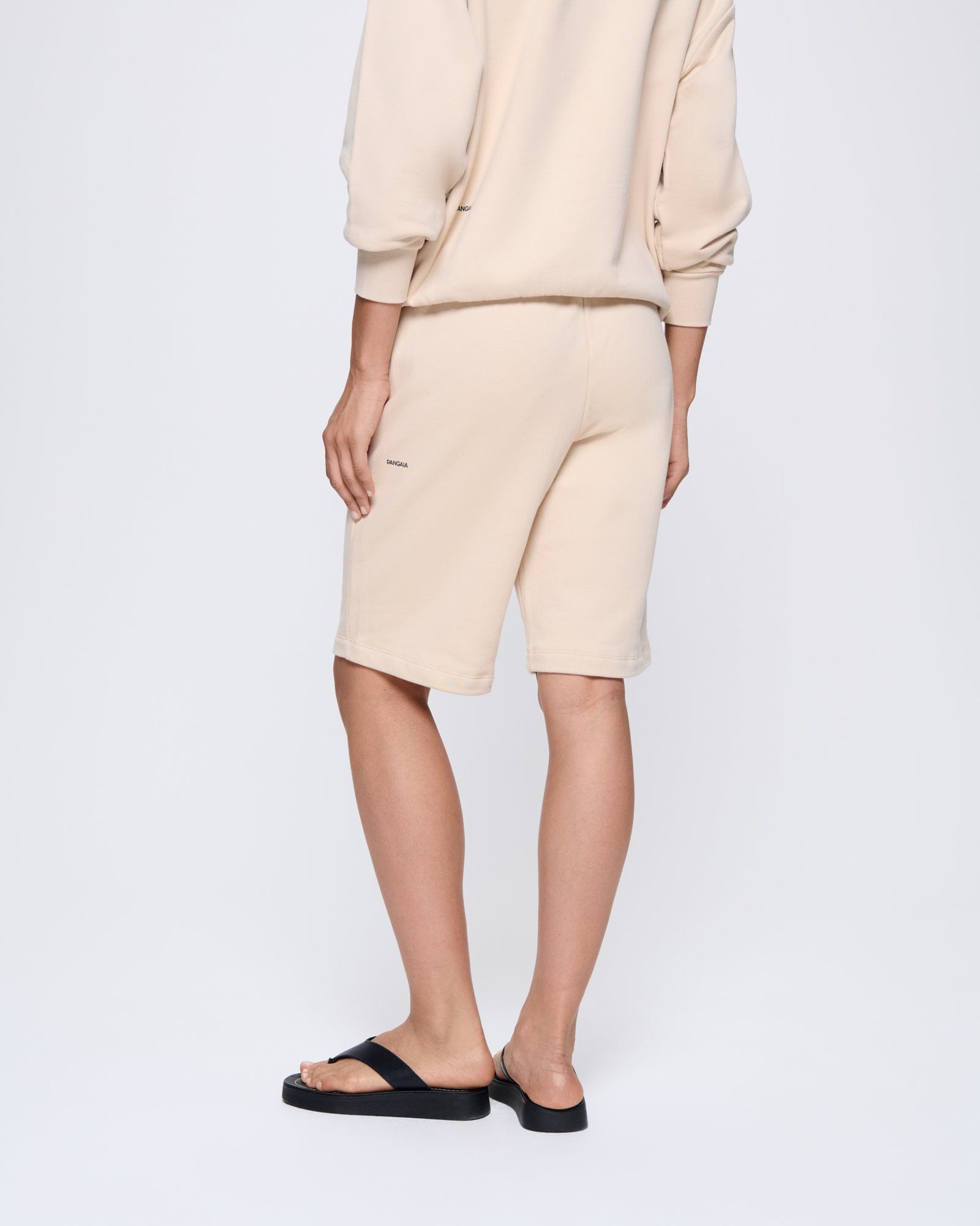 Womens Sand 365 Midweight Long Shorts | PANGAIA