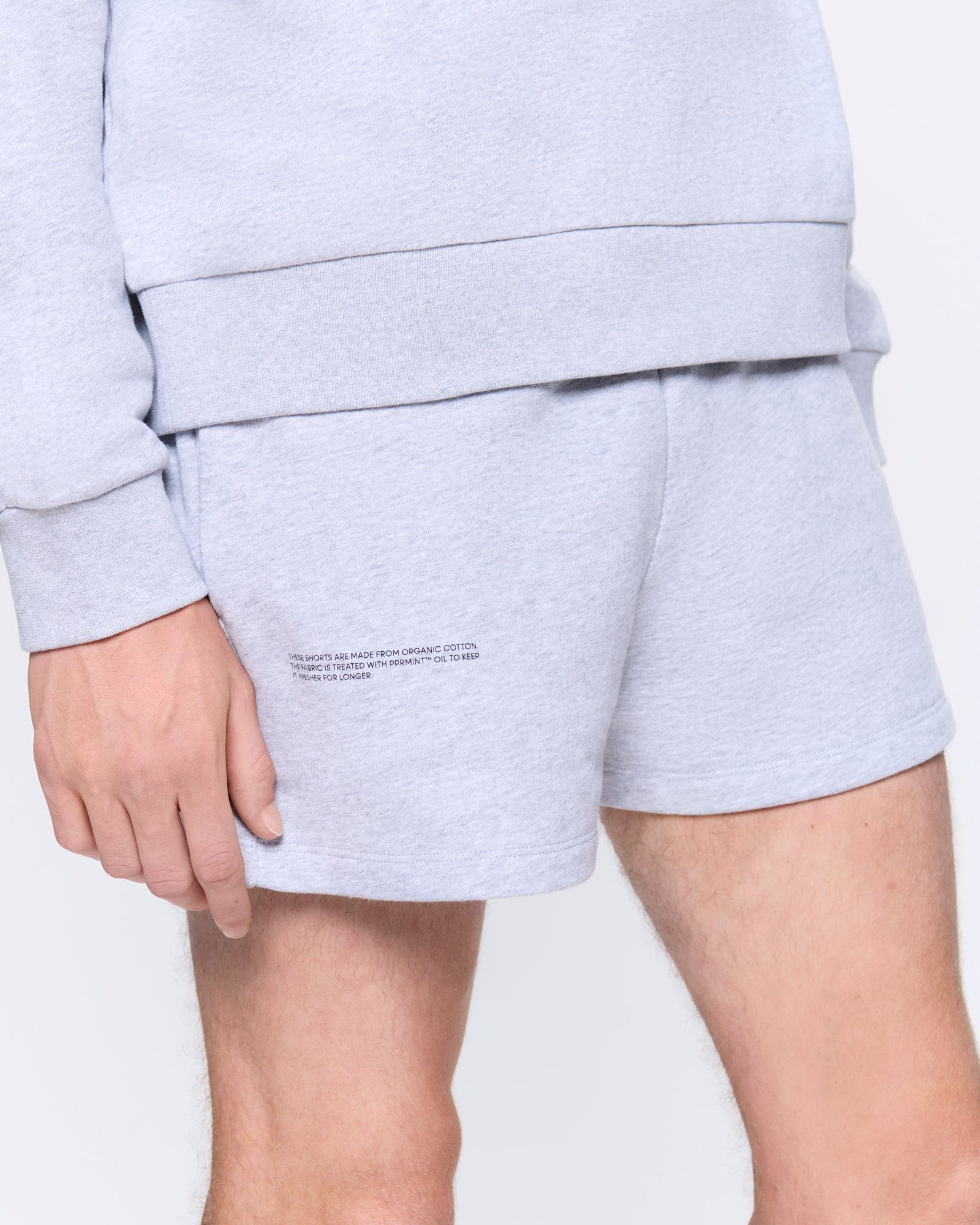 365_MIDWEIGHT_SHORTS_GREY_MARL_MENS_DETAIL2