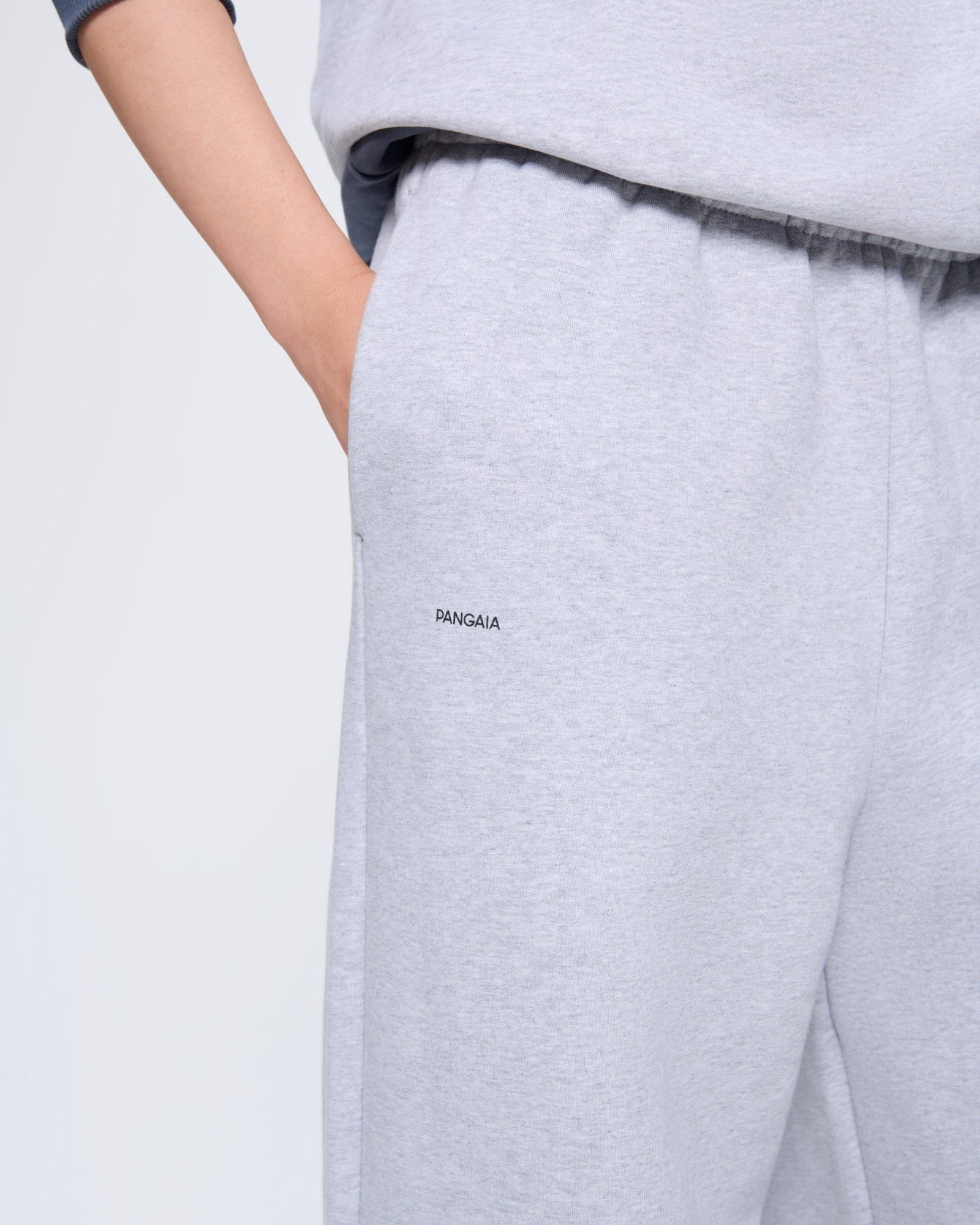 365_MIDWEIGHT_STRAIGHT_LEG_TRACK_PANTS_GREY_MARL_WOMENS_DETAIL