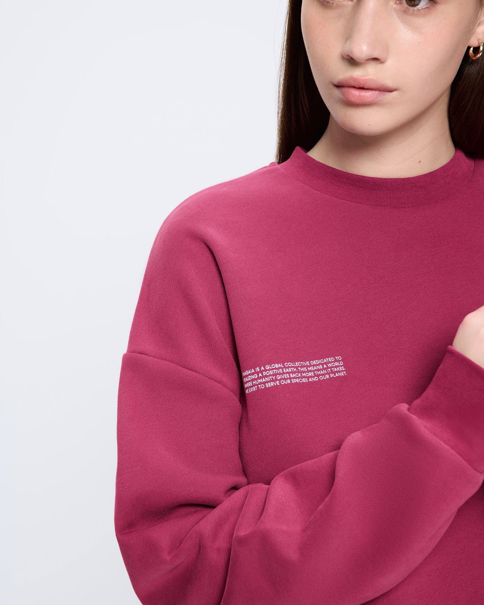 365_MIDWEIGHT_SWEATSHIRT_MILKYWAY_MAROON_WOMENS_DETAIL