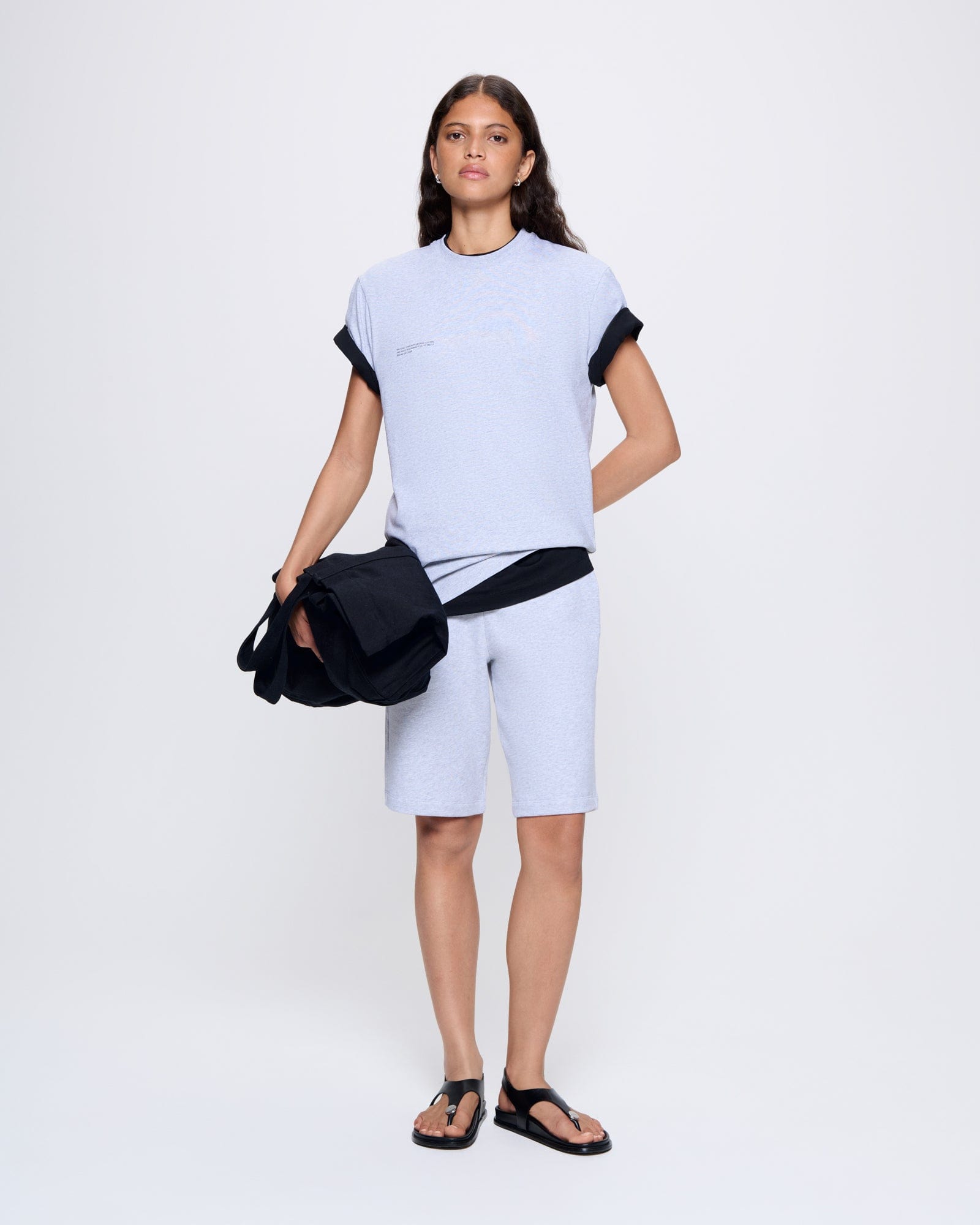 365_MIDWEIGHT_T-SHIRT_GREY-MARL_WOMENS_LEAD-MODEL