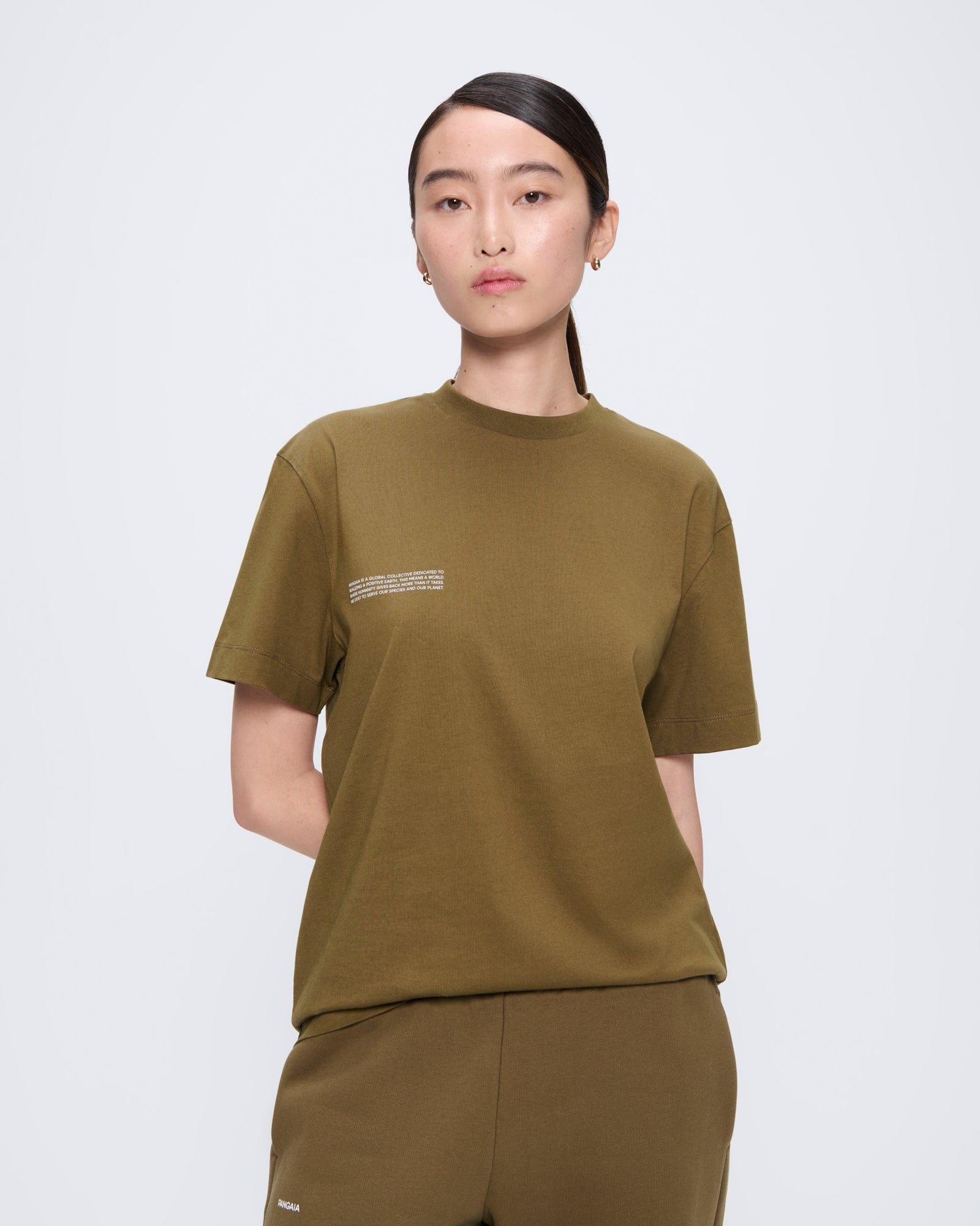 365_MIDWEIGHT_T-SHIRT_SOIL_BROWN_WOMENS_FRONT