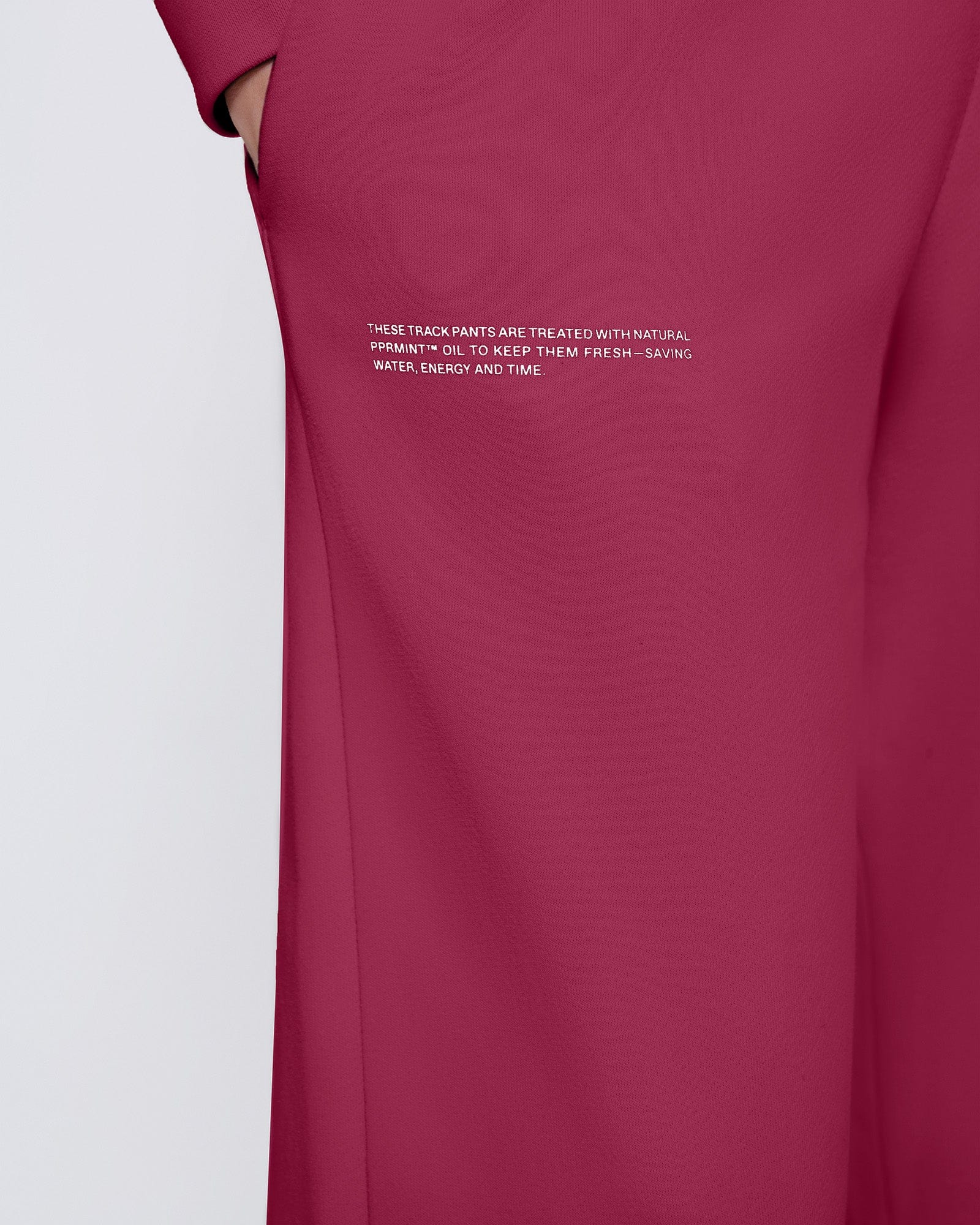 365_MIDWEIGHT_TRACK-PANTS_MILKYWAY_MAROON_WOMENS_LEAD