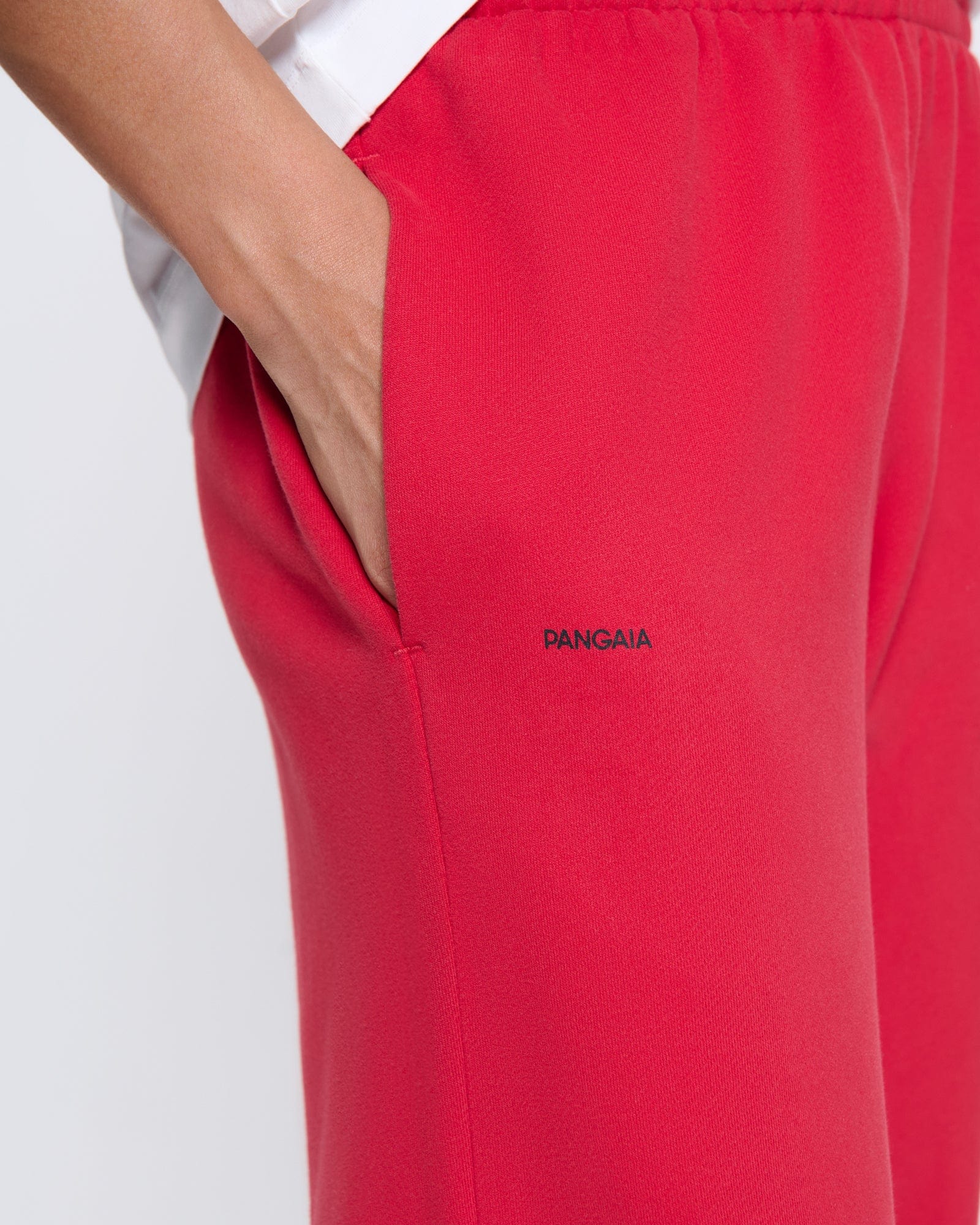 365_MIDWEIGHT_TRACK_PANTS_GOJI_RED_WOMENS_DETAIL