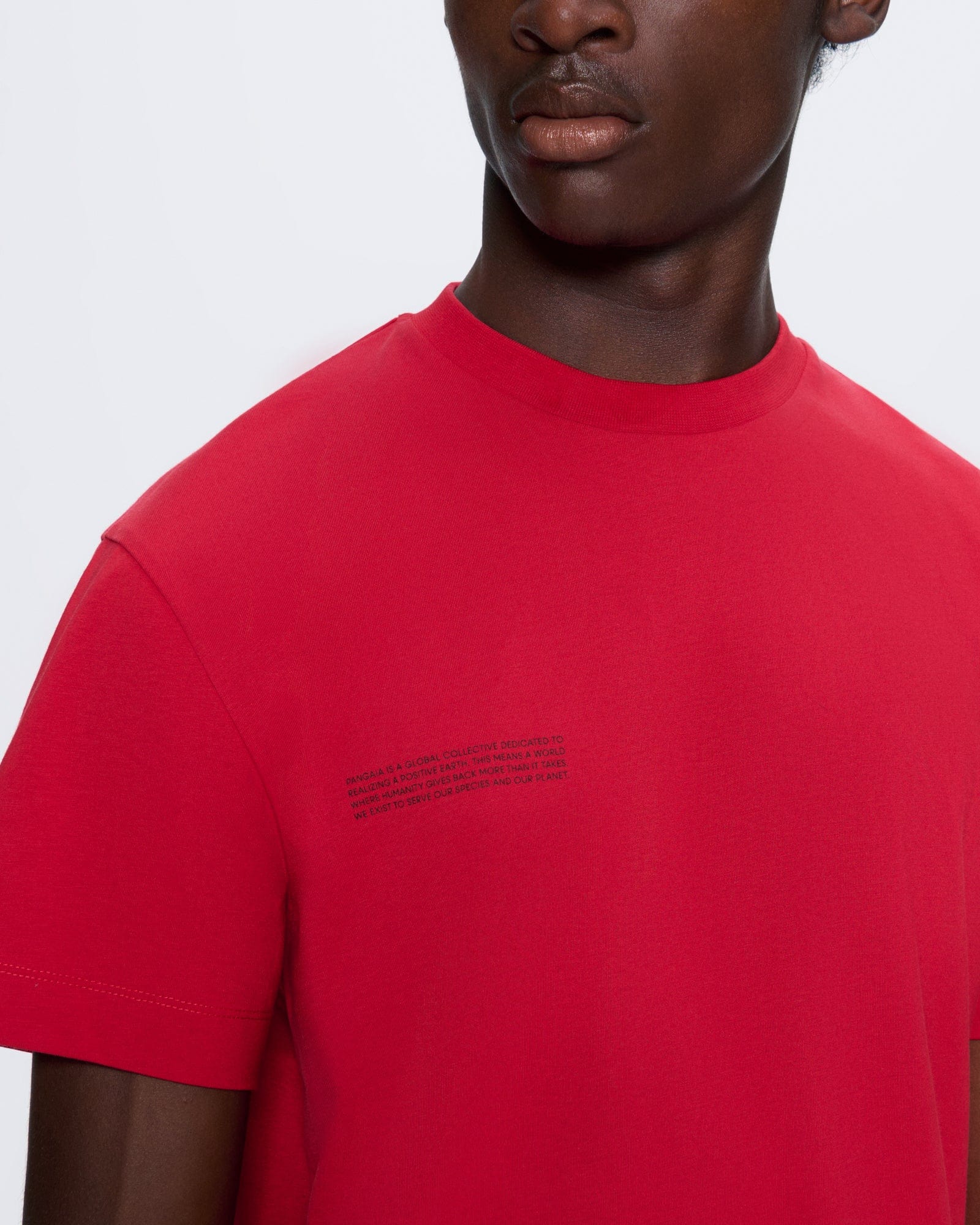 365_MIDWEIGHT_TSHIRT_GOJI_RED_MENS_MENS_DETAIL