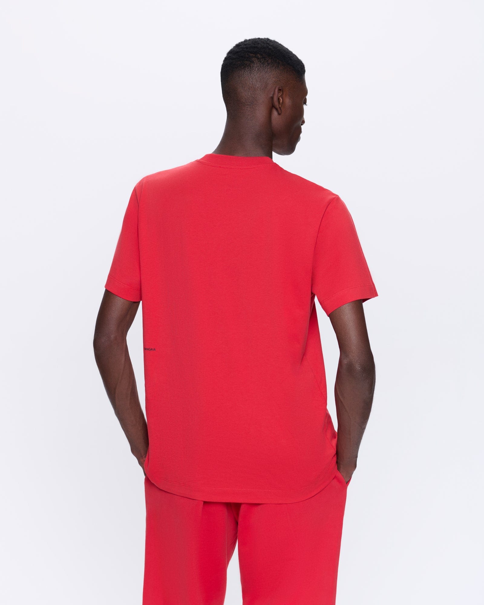 Mens 365 Midweight T-shirt—Goji red