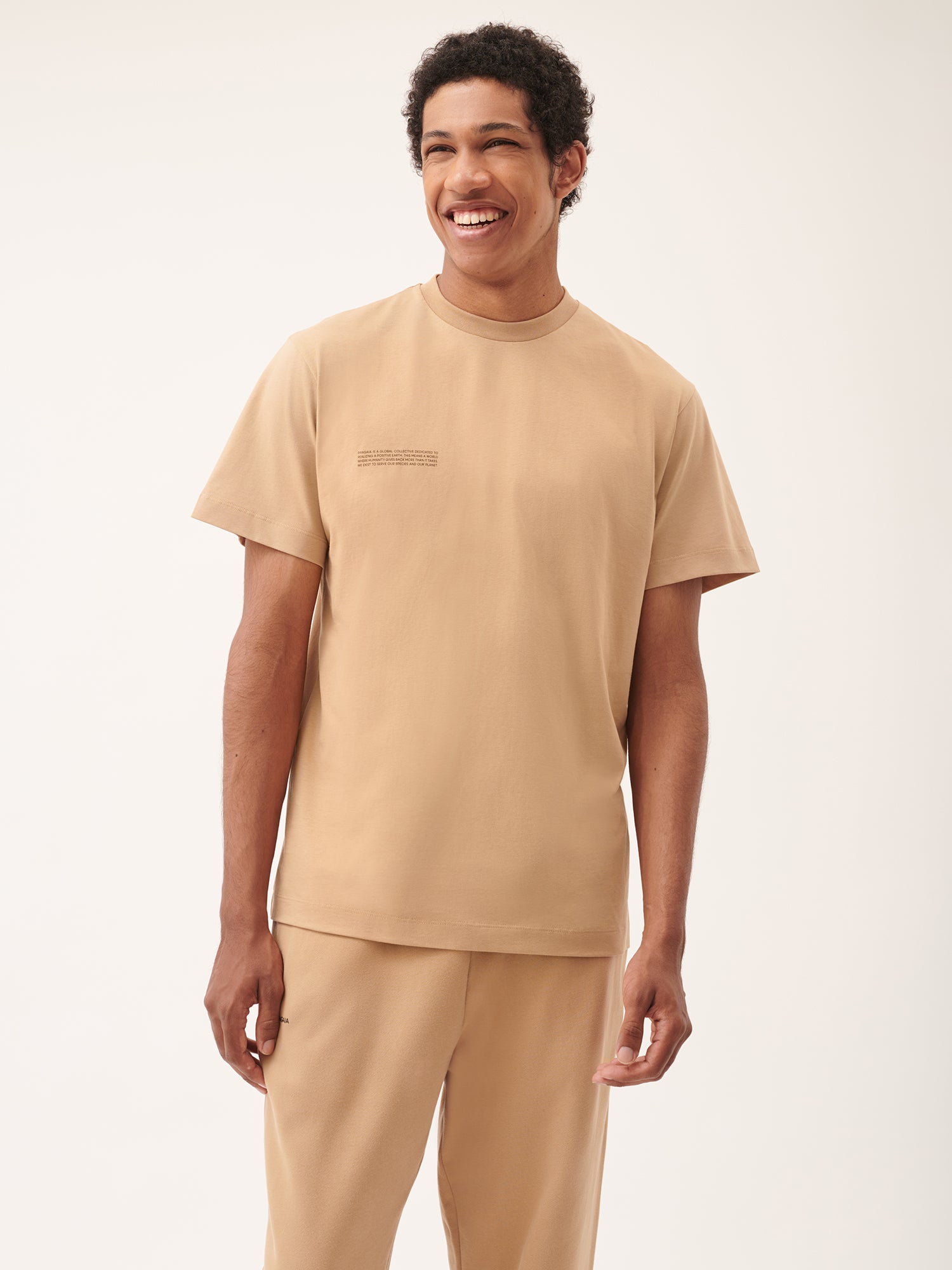 365_Midweight_T-shirt_Desert_Camel_Male-5