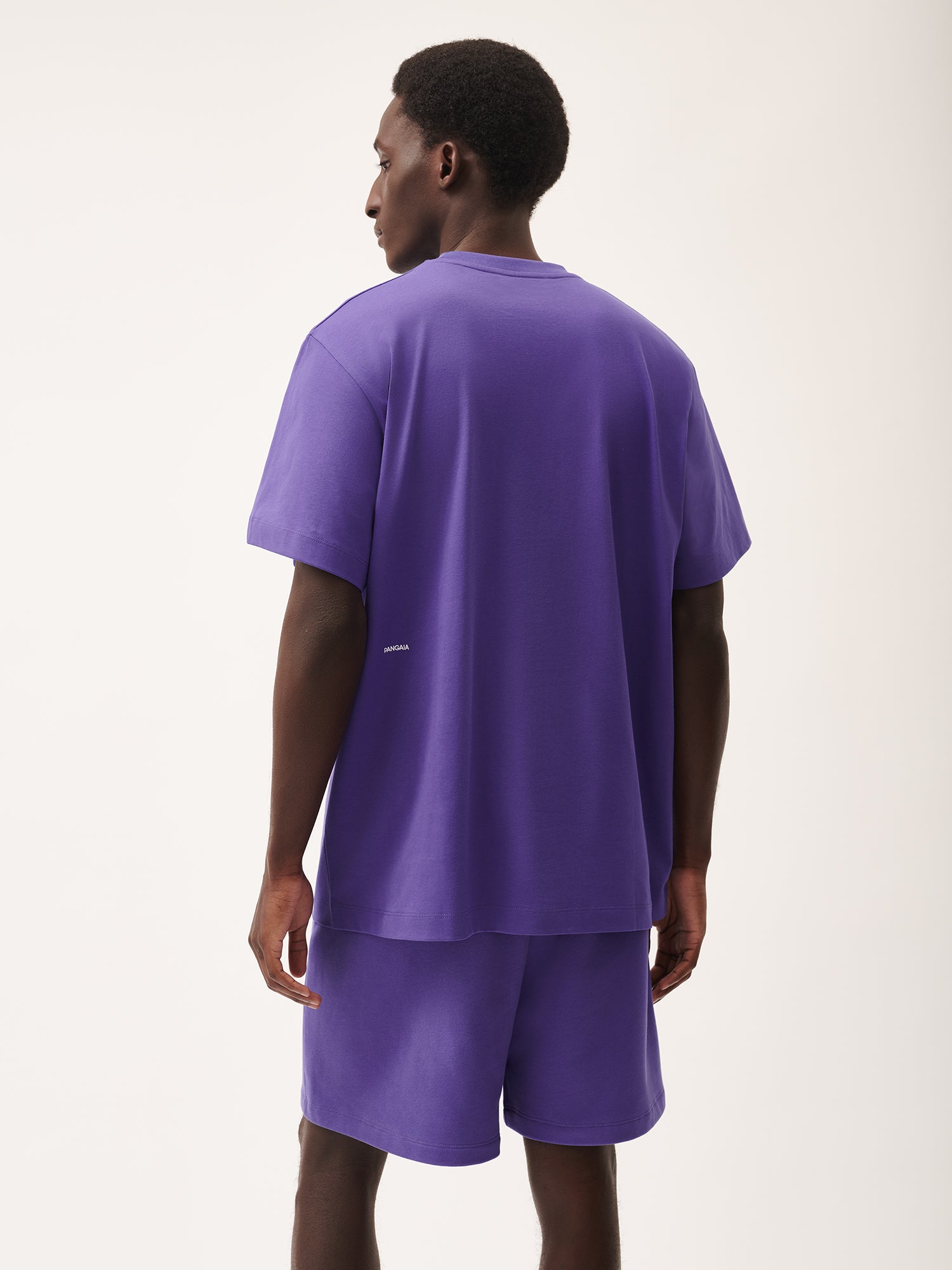 365_Organic_Cotton_T-Shirt_Ultraviolet_Male-2