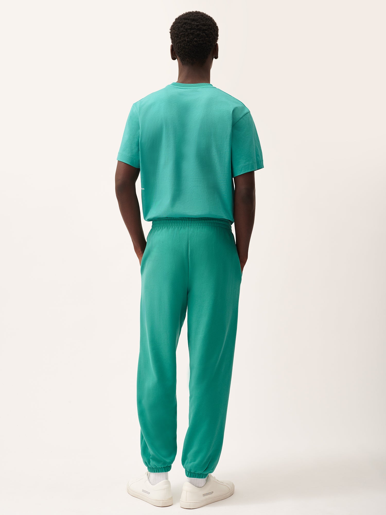 365_TrackPants_Mangrove_Turquoise_Male-3