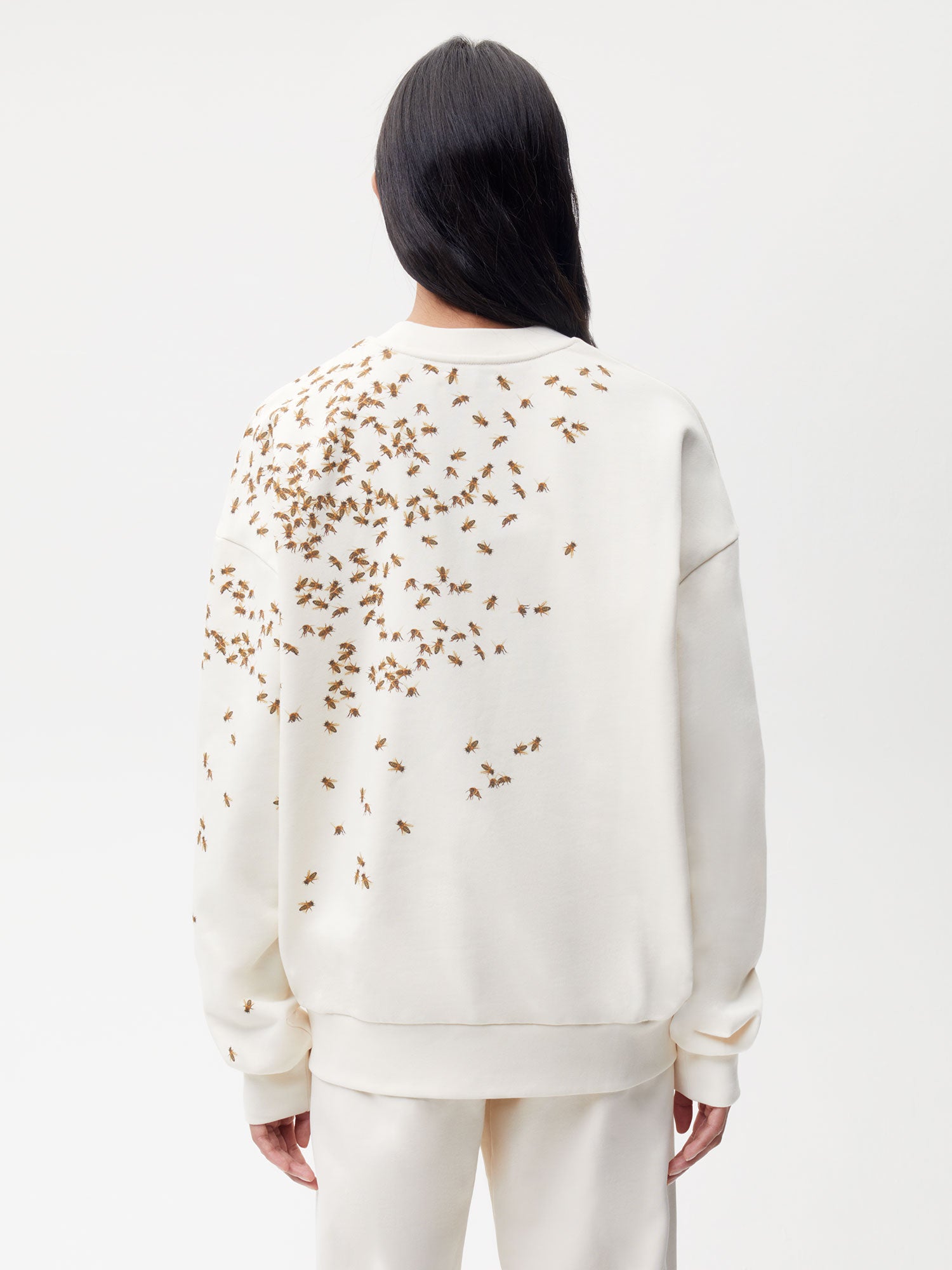 Bee-The-Change-365-Sweatshirt-Undyed-Female-2