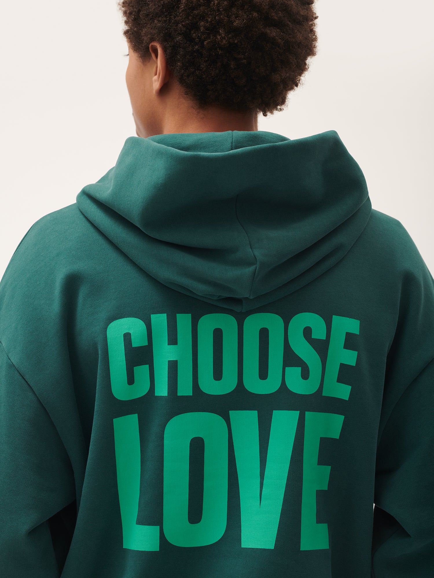 Choose_Love_Heavyweight_Hoodie_Foliage_Green-male-3