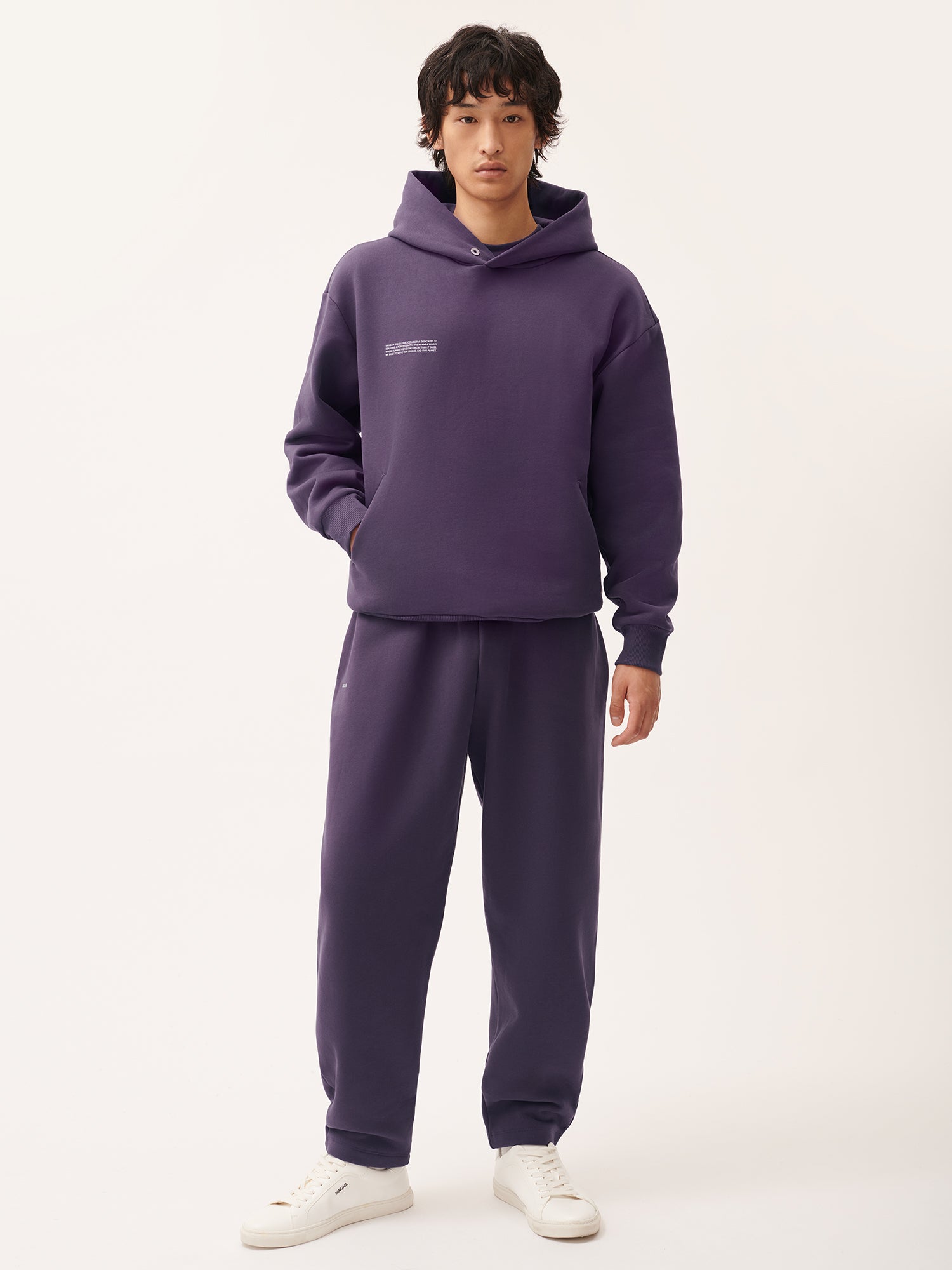 DNA_Barrel-Leg_Track_Pants_Blackberry_male-1