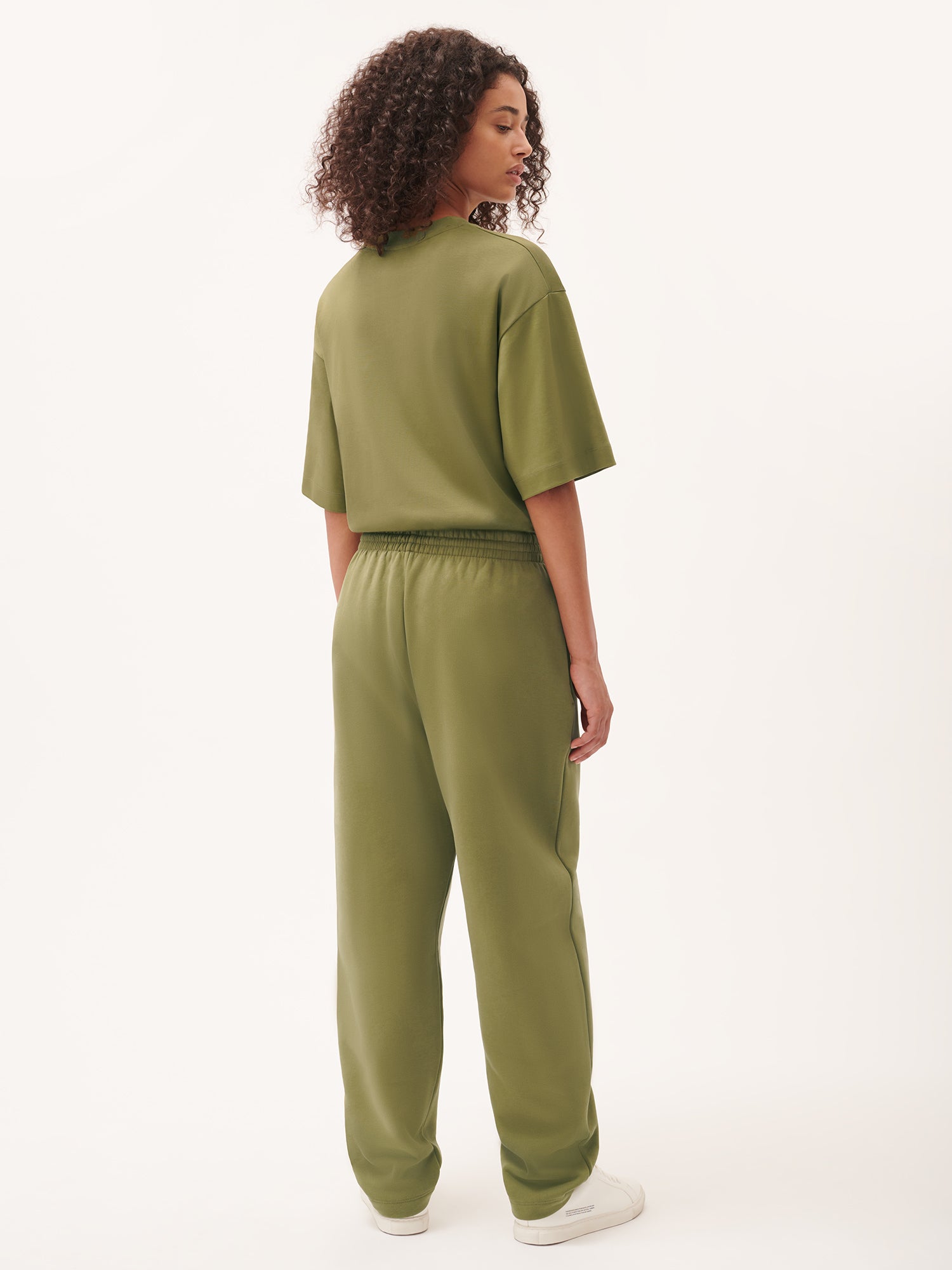 DNA_Barrel-Leg_Track_Pants_Highland_Green_female