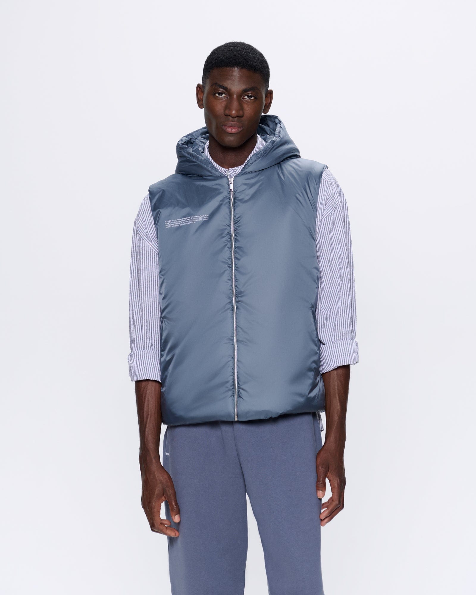 DNA_FOWER-WARMTH_GILET_ATMOSPHERE_GREY_MENS_FRONT