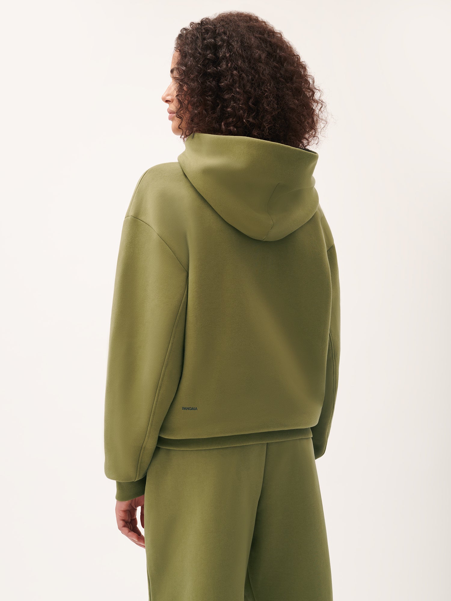 DNA_Hoodie_Highland_Green_female-2