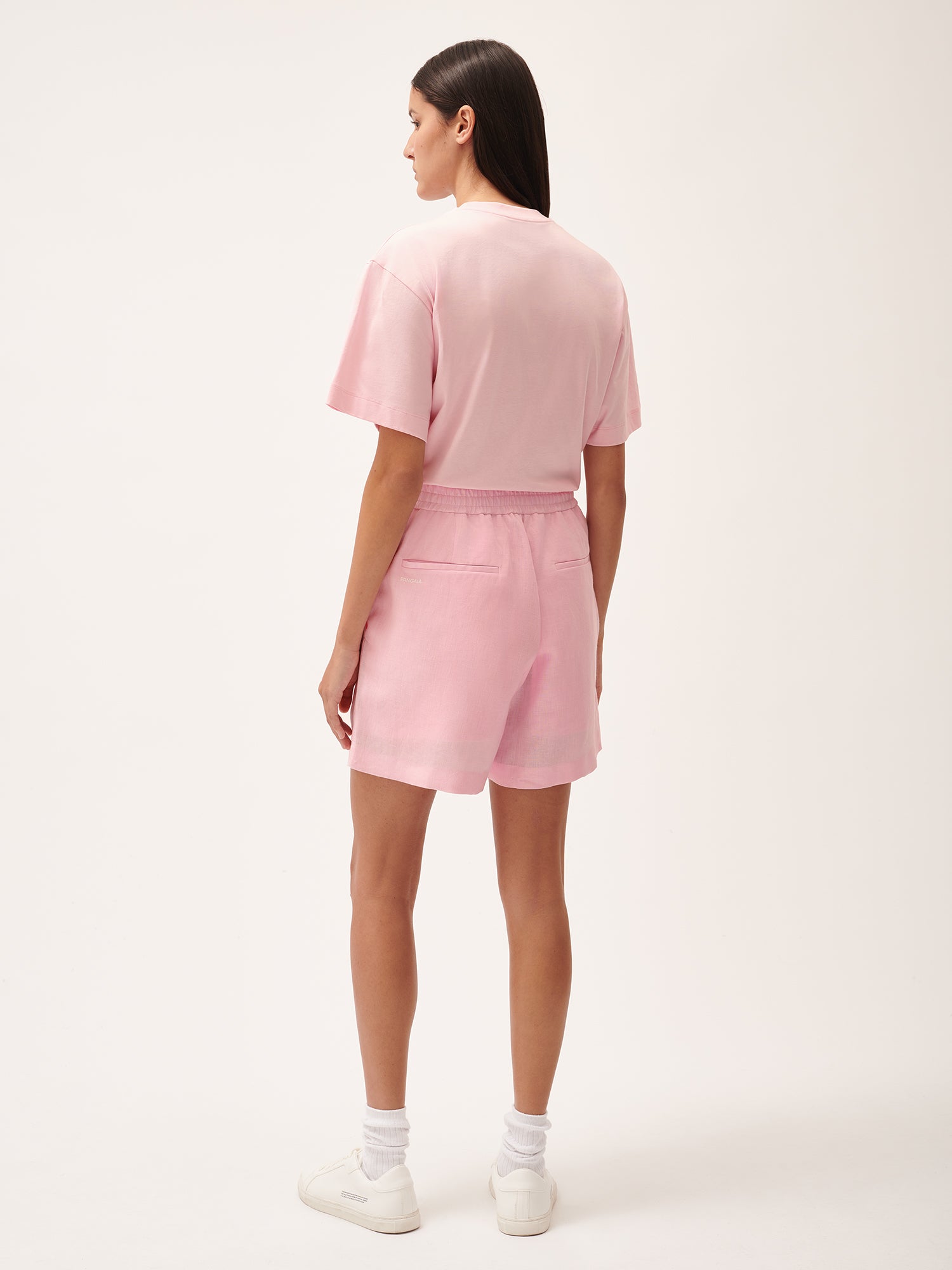 DNA_Linen_Mid_Length_Shorts_MagnoliaPink_female-3