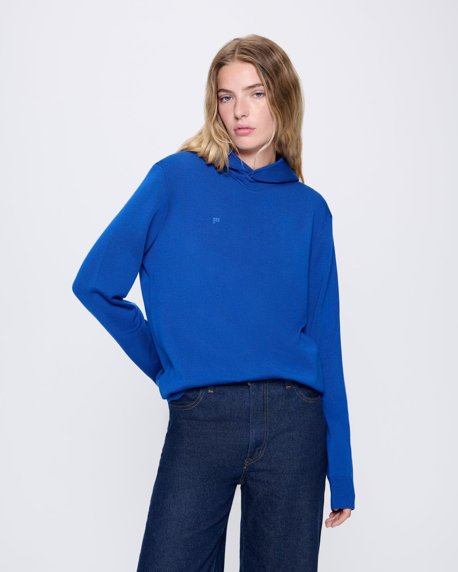 DNA_MERINO-WOOL_HOODIE_GAIA-BLUE_WOMENS_FRONT