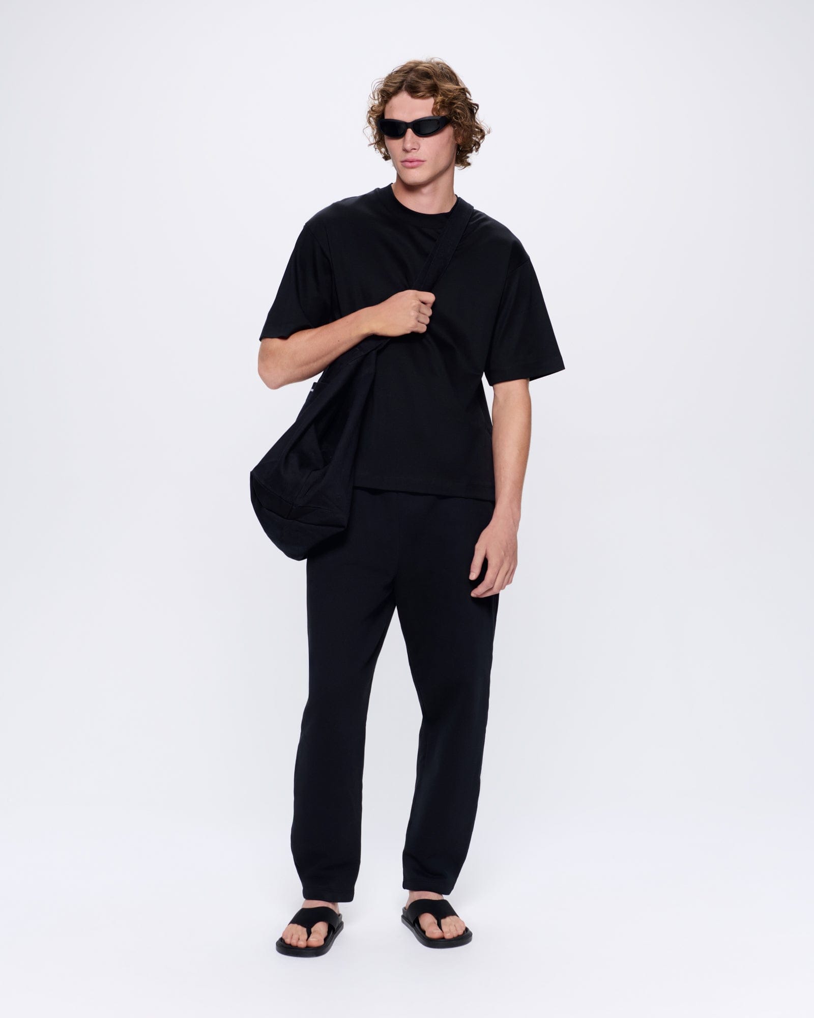 DNA_OVERSIZED_T-SHIRT_BLACK_MENS_LEAD