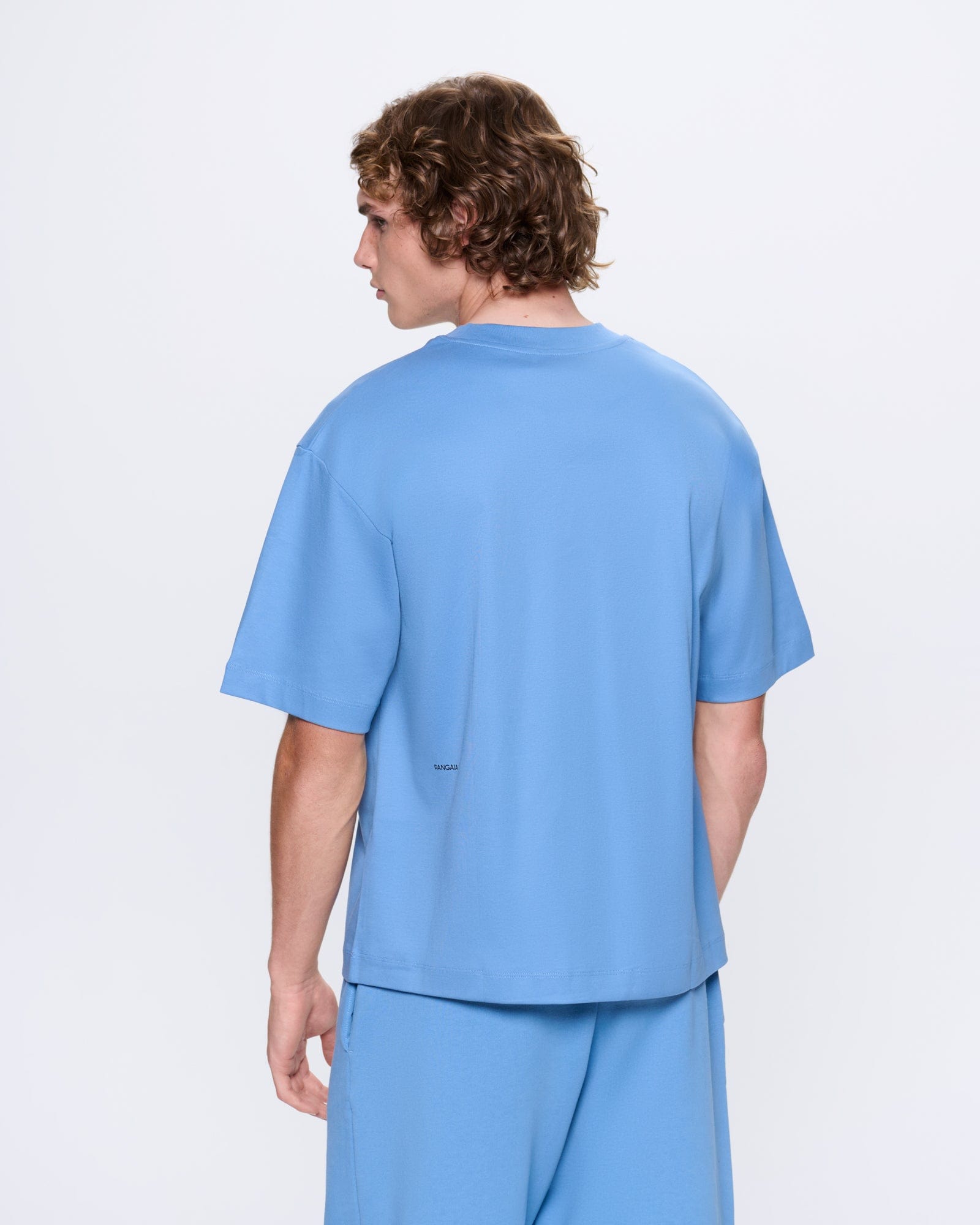 DNA_OVERSIZED_T-SHIRT_SUMMIT_BLUE_MENS_BACK