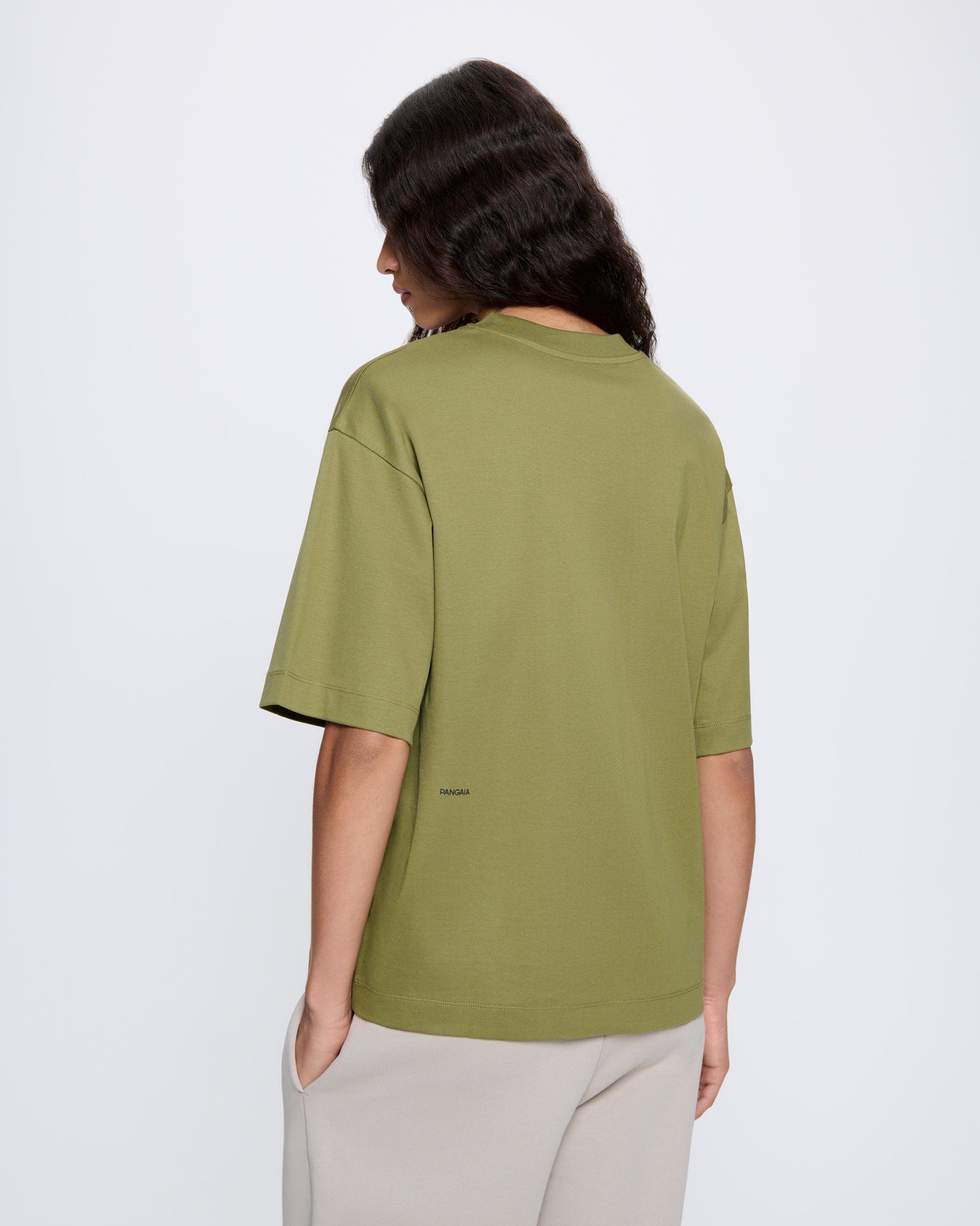 DNA_OVERSIZED_TSHIRT_HIGHLAND-GREEN_WOMENS_BACK
