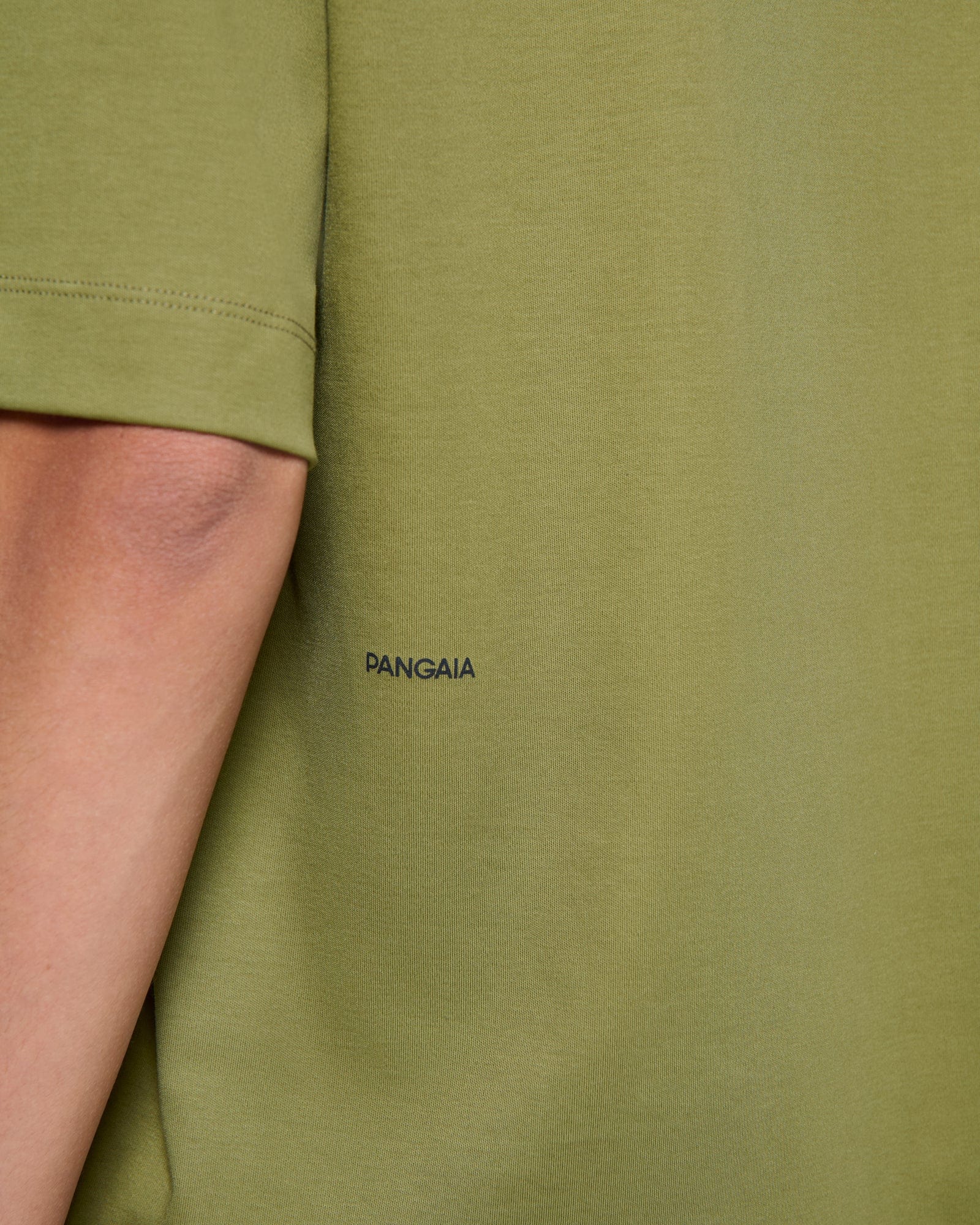 DNA_OVERSIZED_TSHIRT_HIGHLAND-GREEN_WOMENS_DETAIL