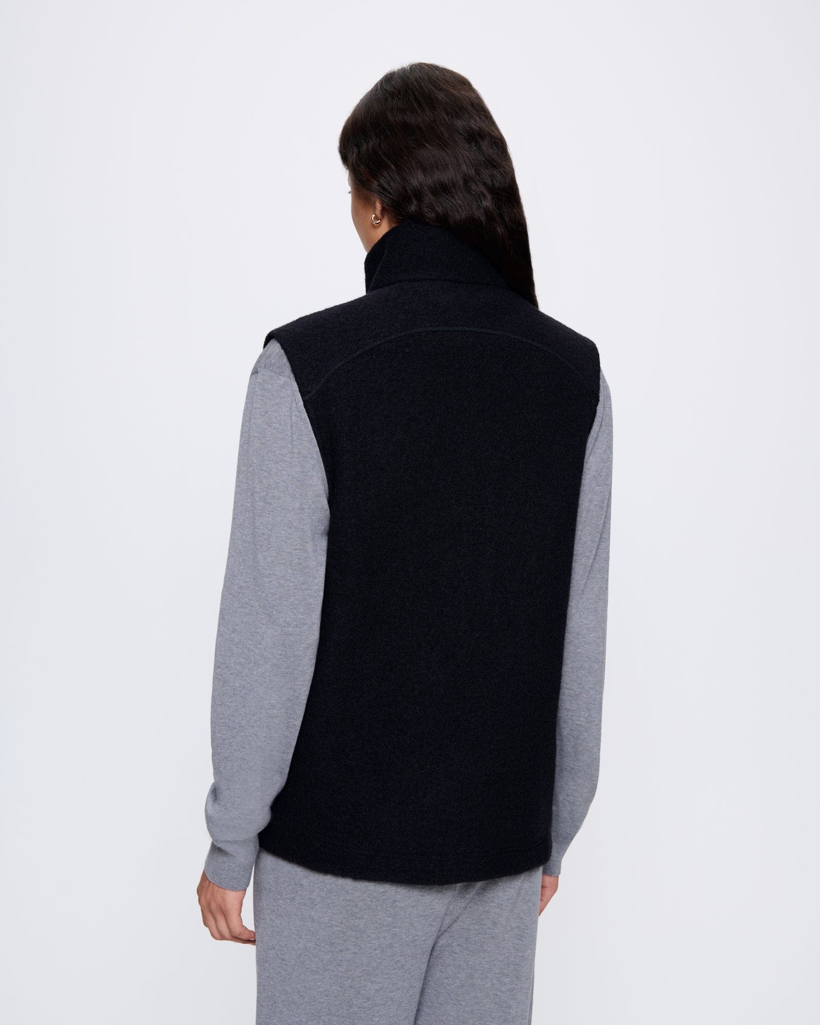 DNA_UTILITY-WOOL_GILET_BLACK_WOMENS_BACK