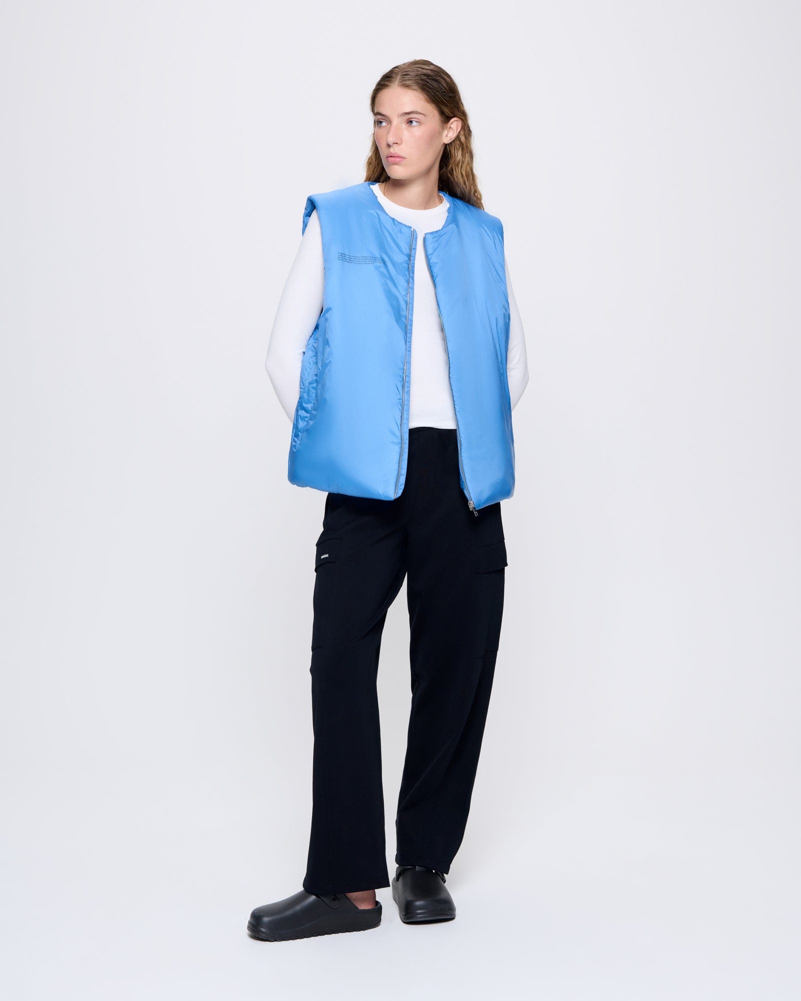 FLOWER-WARMTH_LITE_GILET_SUMMIT-BLUE_WOMENS_LEAD