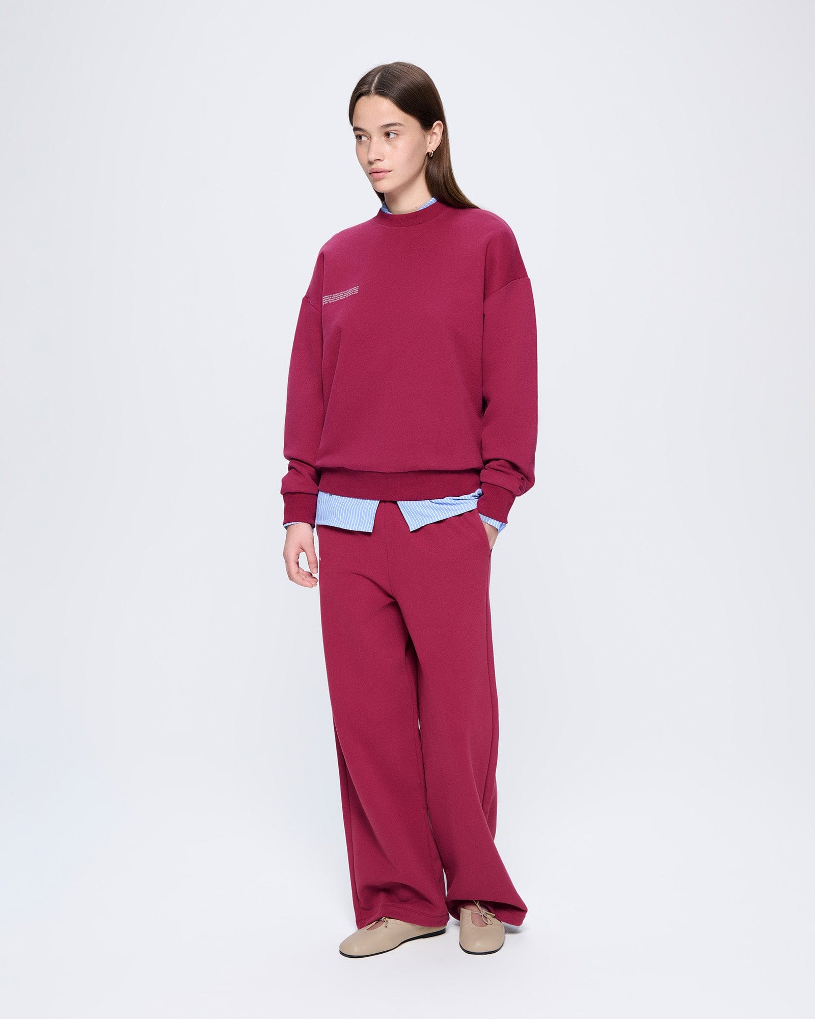 365_MIDWEIGHT_SWEATSHIRT_MILKYWAY_MAROON_WOMENS
