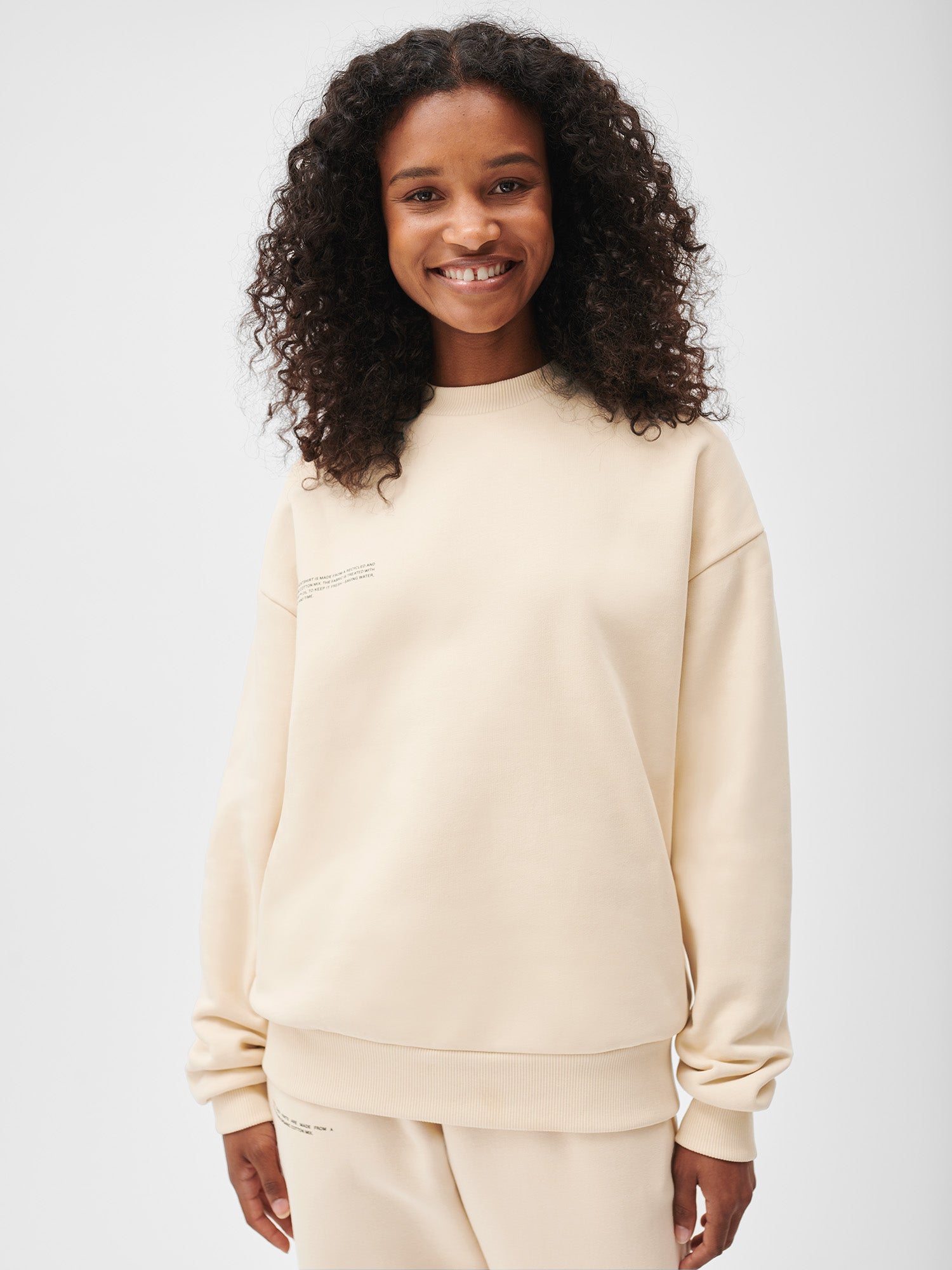 365 Signature Sweatshirt Sand Pangaia