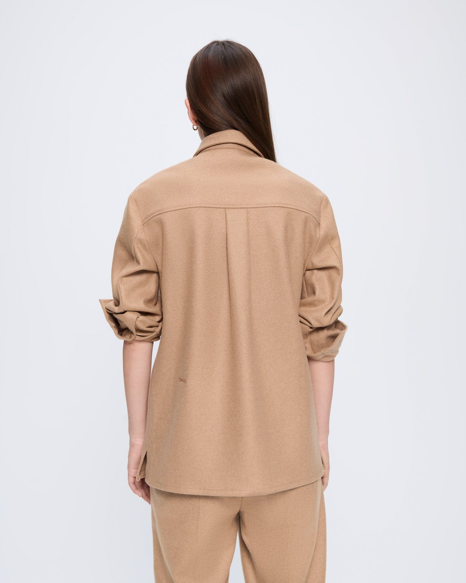 WOOL_TAILORING_LONG_SLEEVE_SHIRT_DESERT_CAMEL_WOMENS_BACK