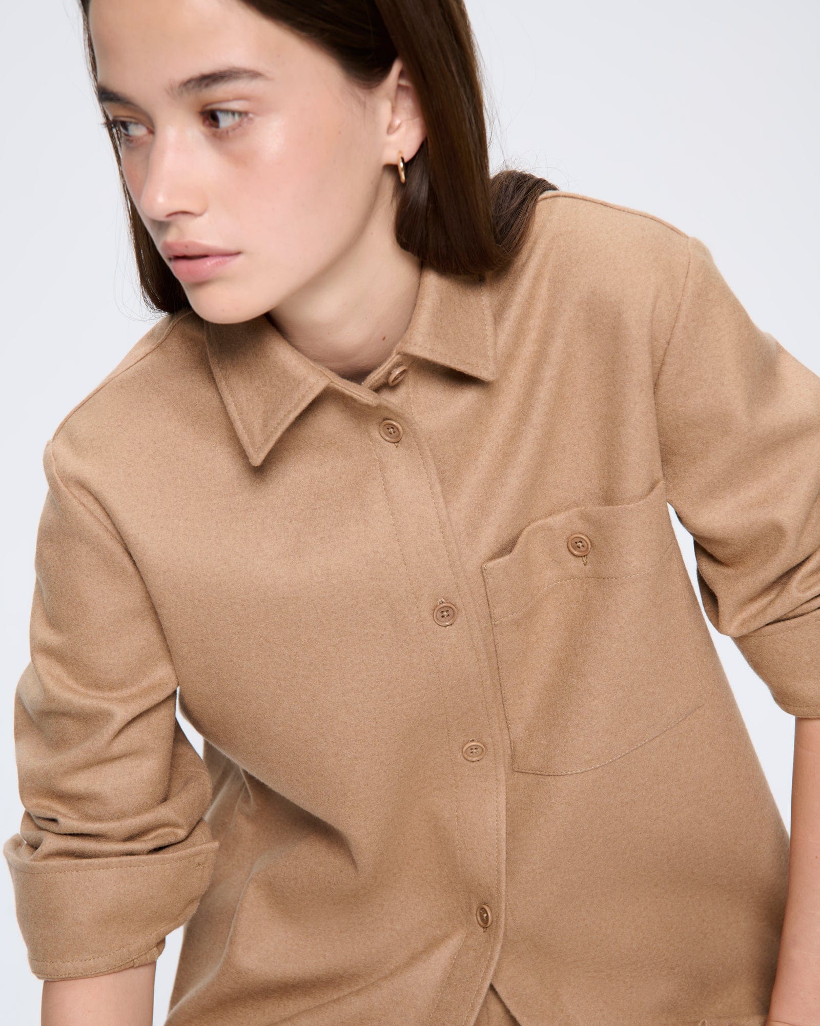 WOOL_TAILORING_LONG_SLEEVE_SHIRT_DESERT_CAMEL_WOMENS_DETAIL