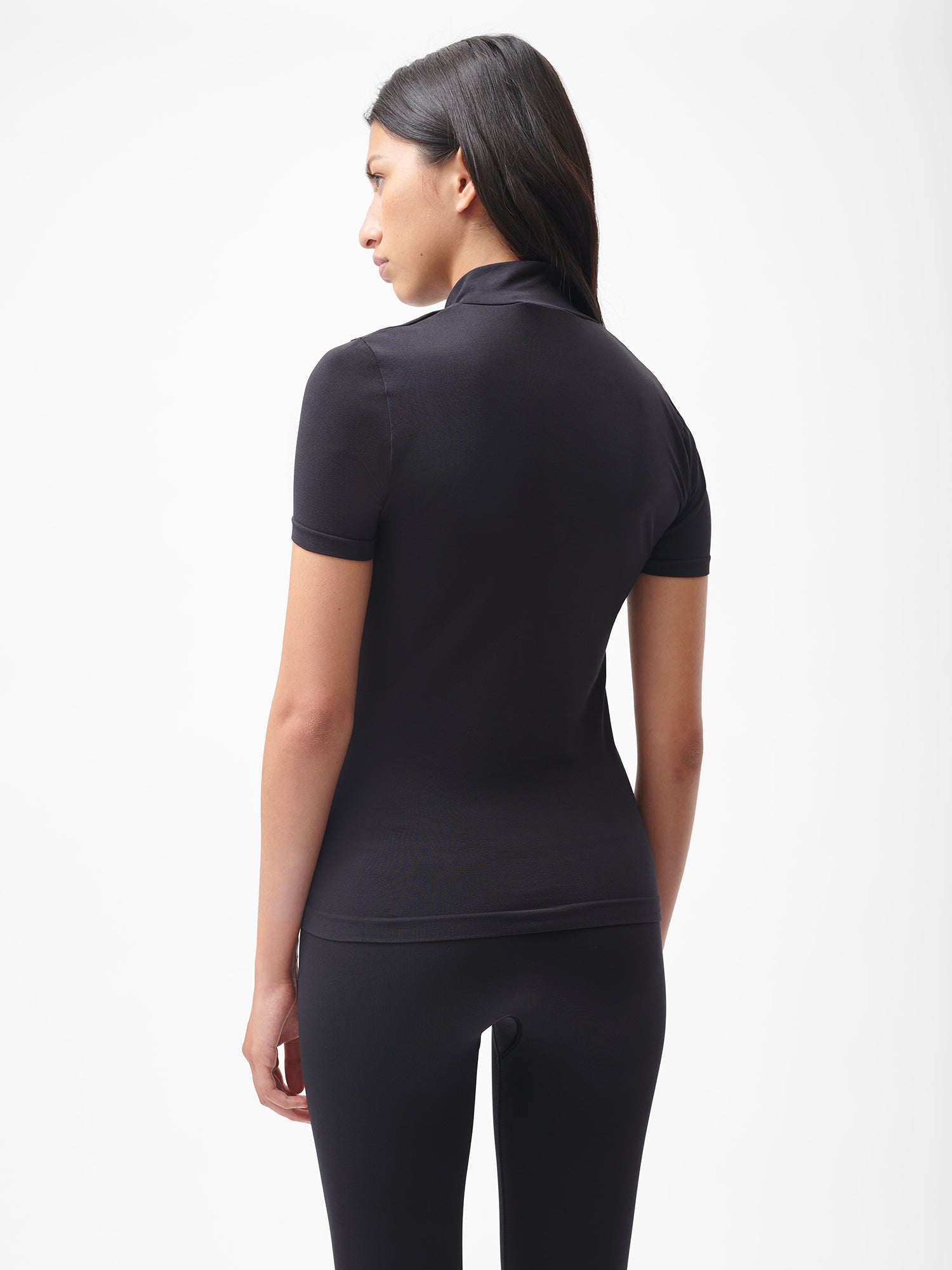 Womens-Active-Seamless-SS-Zip-Top-Black-female-2