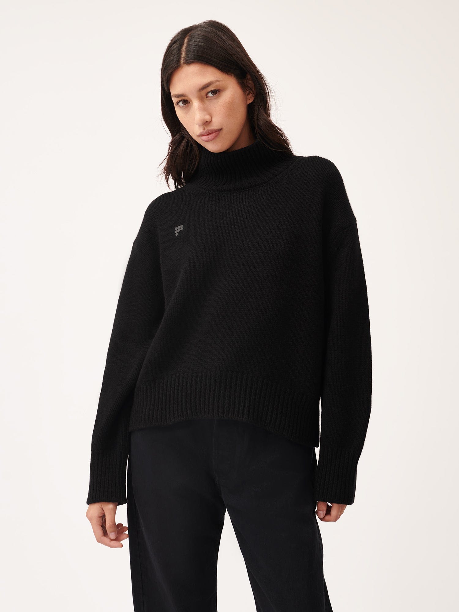 Black chunky roll hot sale neck jumper womens