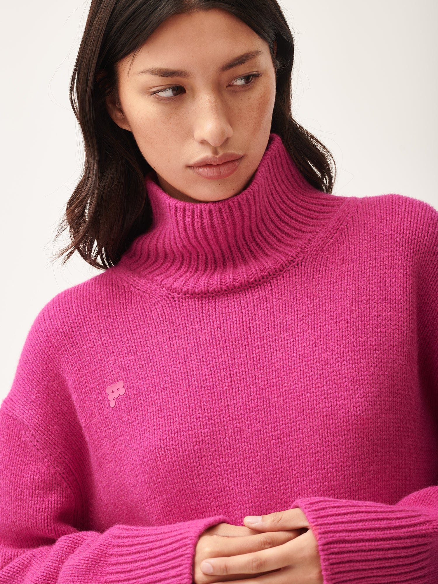 Women s Recycled Cashmere Turtleneck Sweater Tourmaline Pink