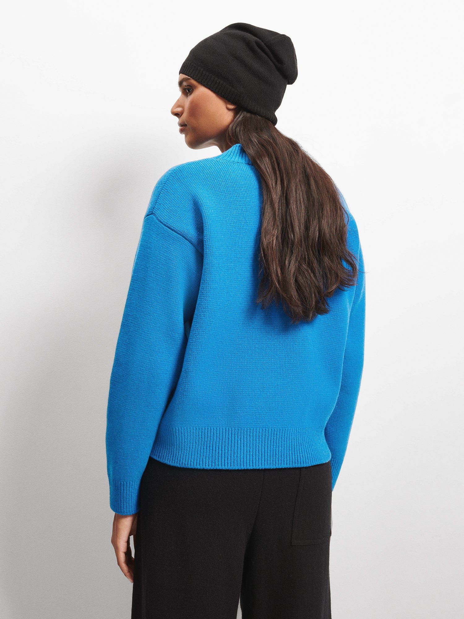 Women's blue hot sale cashmere sweater