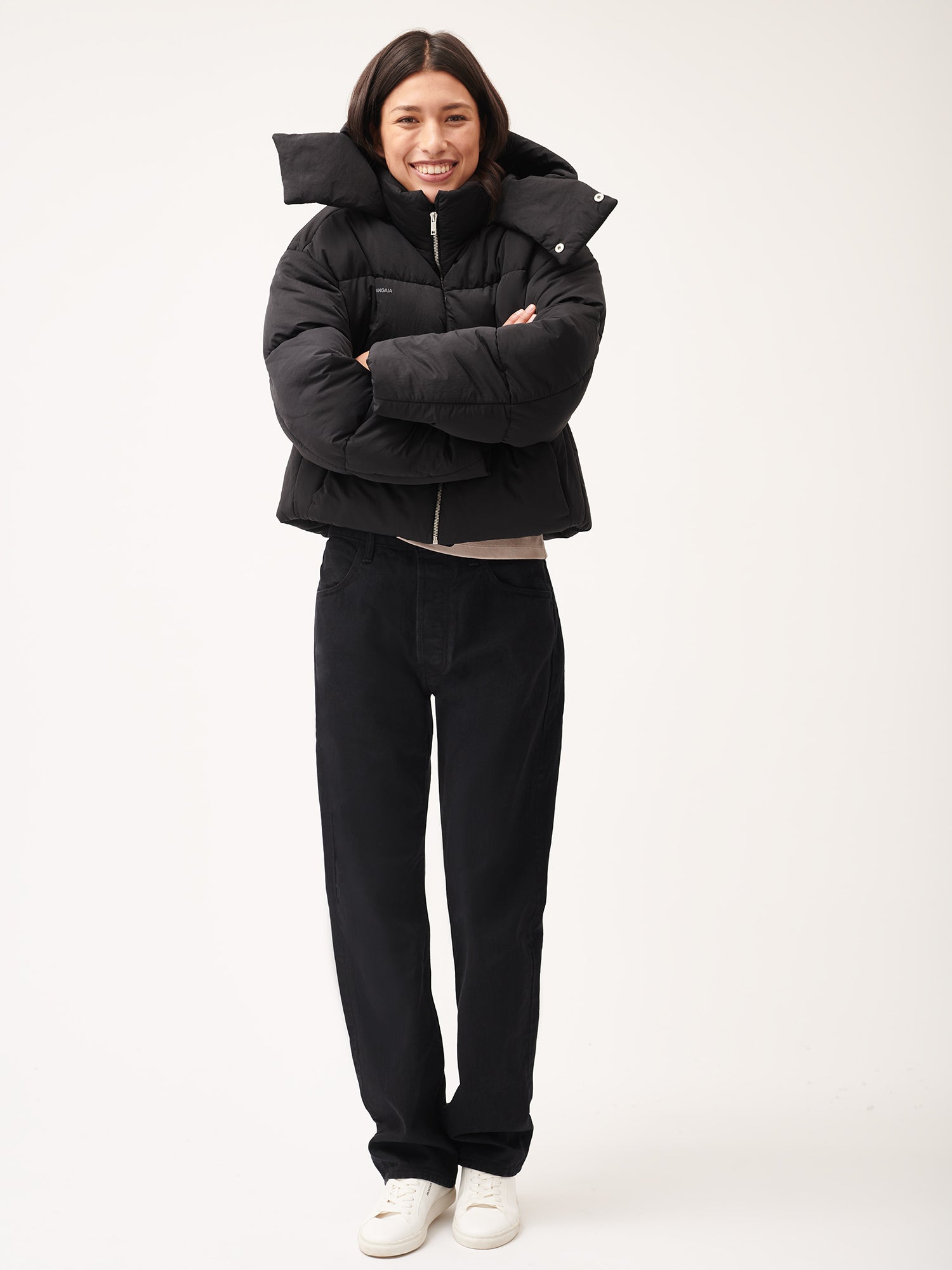 Womens_Recycled_Nylon_Cropped_Puffer_Black-6