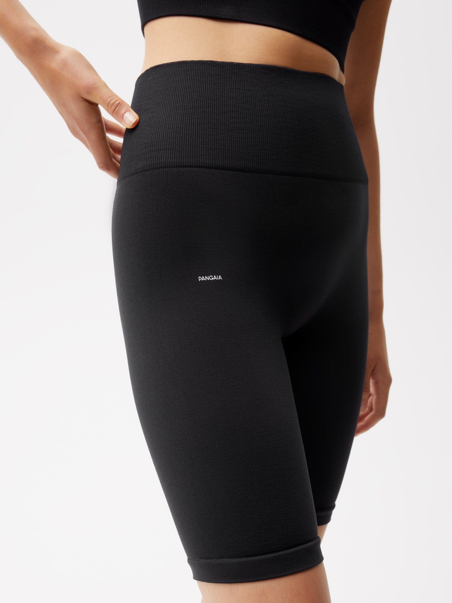 Women s Plant stretch Compressive Cycle Shorts Black Pangaia