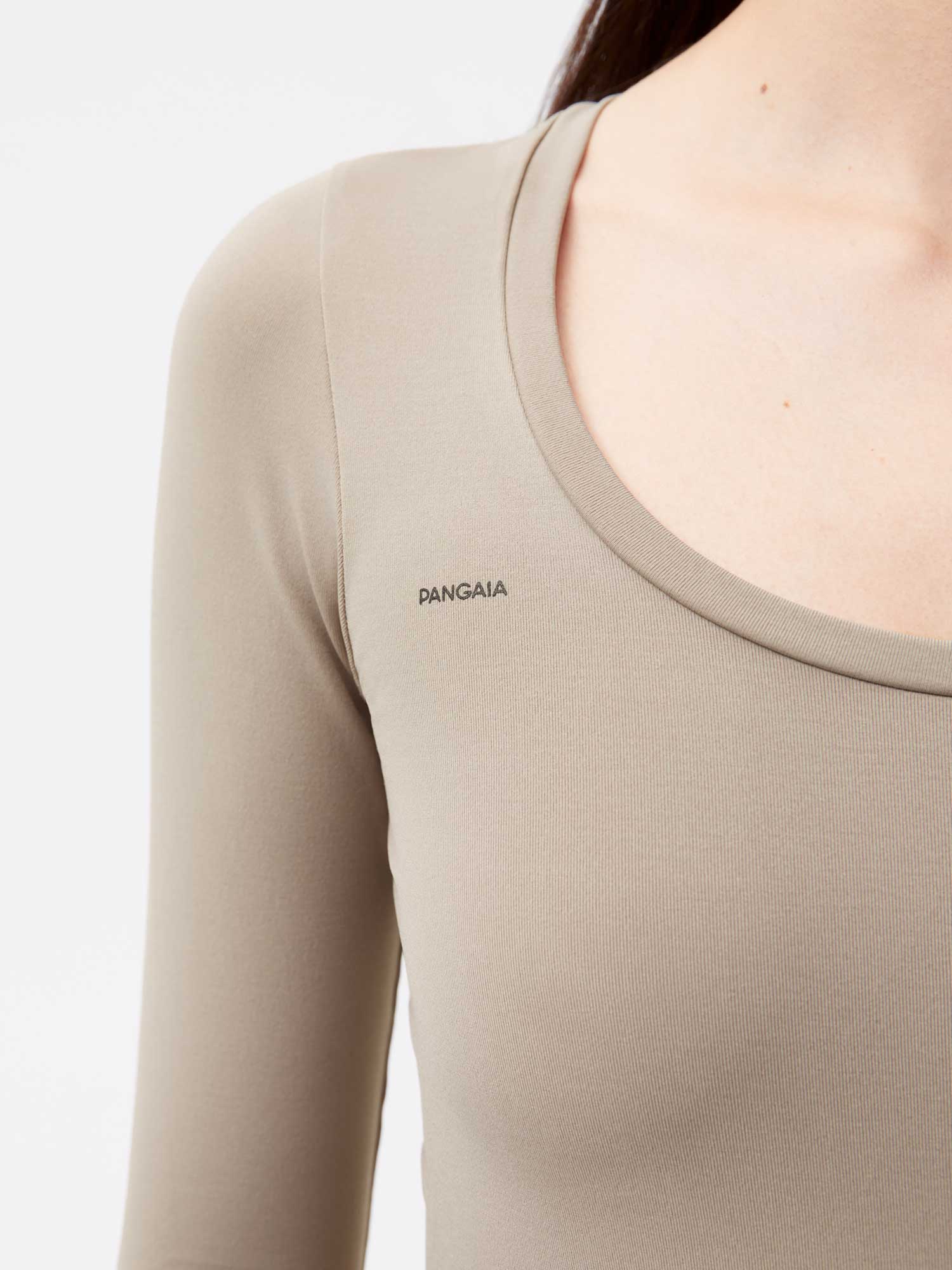 Activewear-3.1-Seamless-Crop-Top-Taupe-Female-3