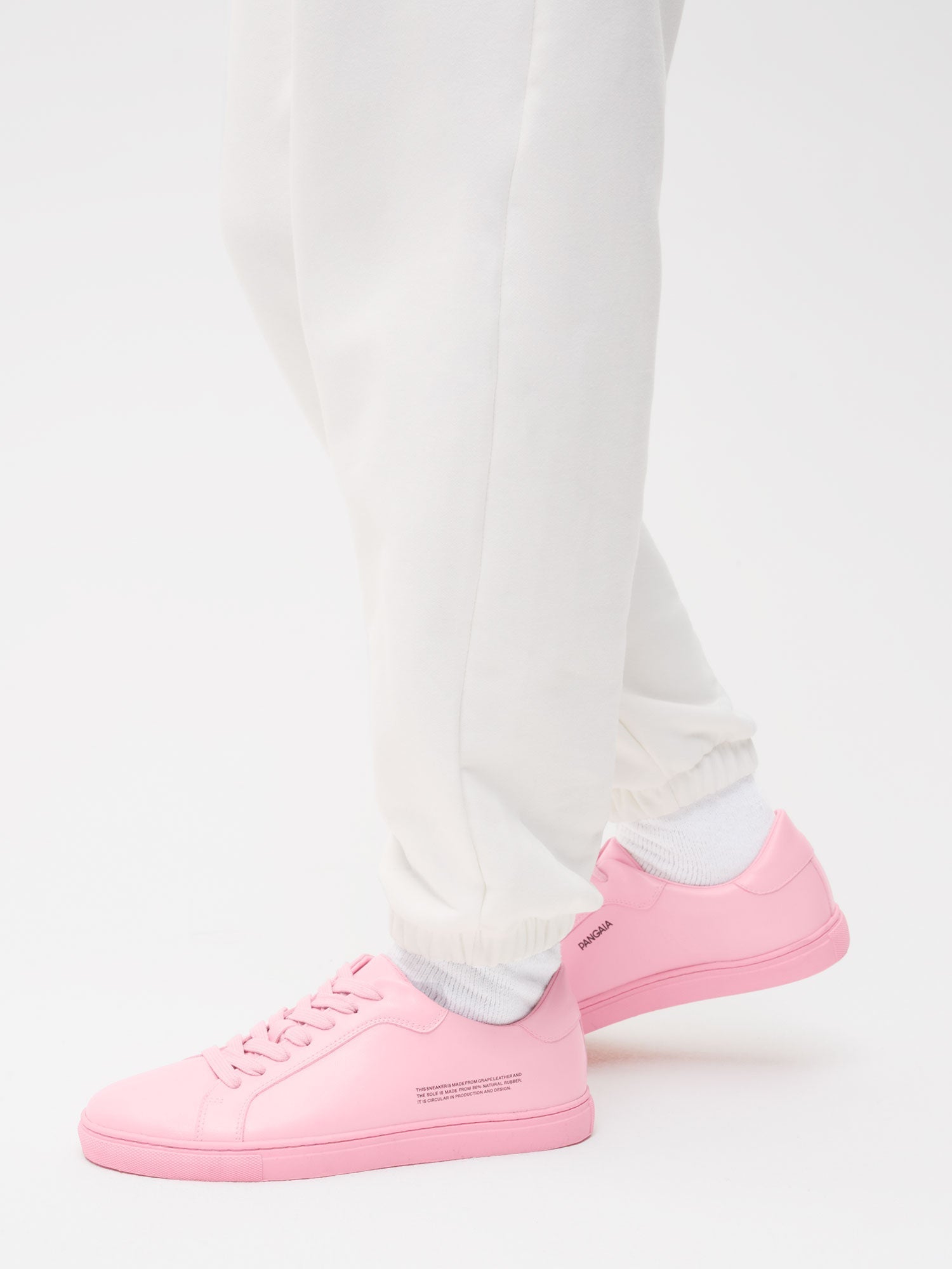 Grape Leather Sneakers Sakura Pink Female