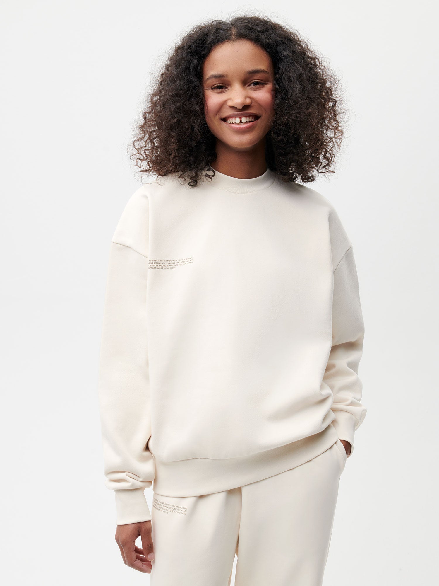 In-Conversion-Cotton-Sweatshirt-Cotton-White-Female-1