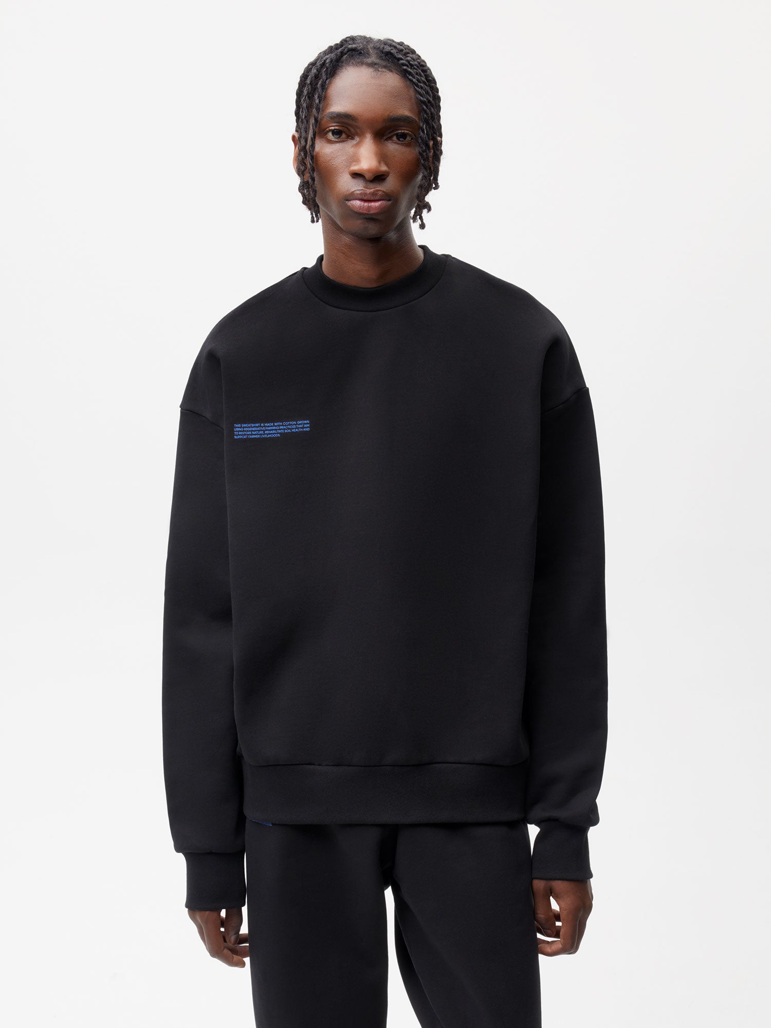 In-Conversion-Sweatshirt-Black-Male-1
